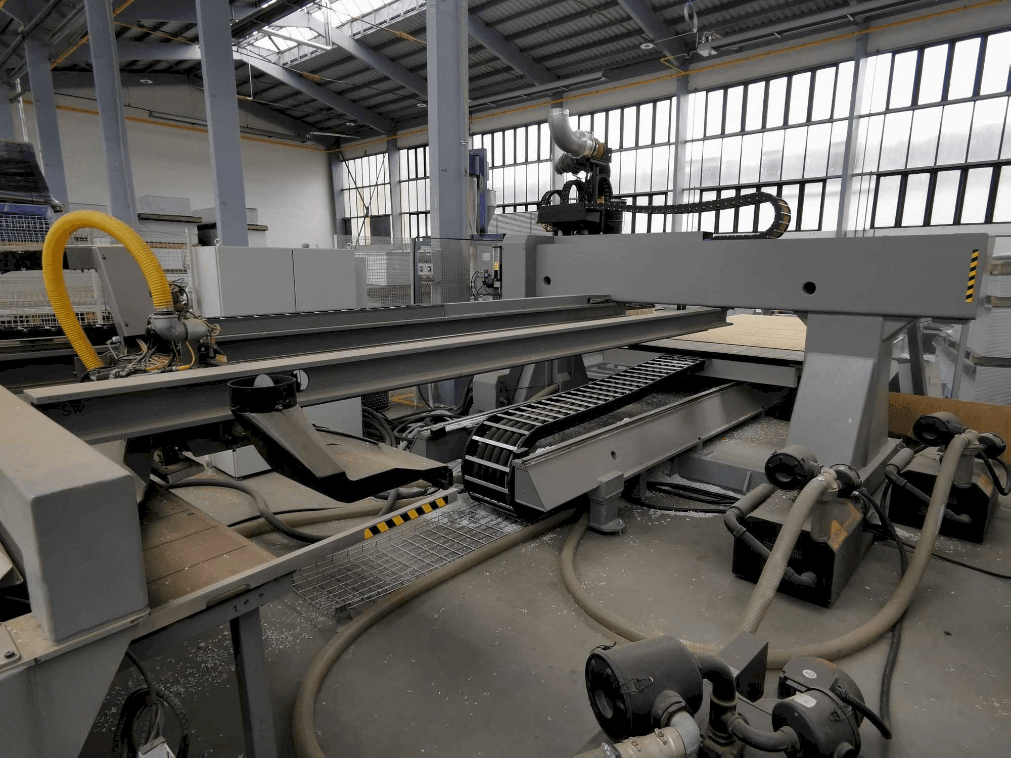 Masina BIESSE EXCEL NBC 712 X1-S eestvaade