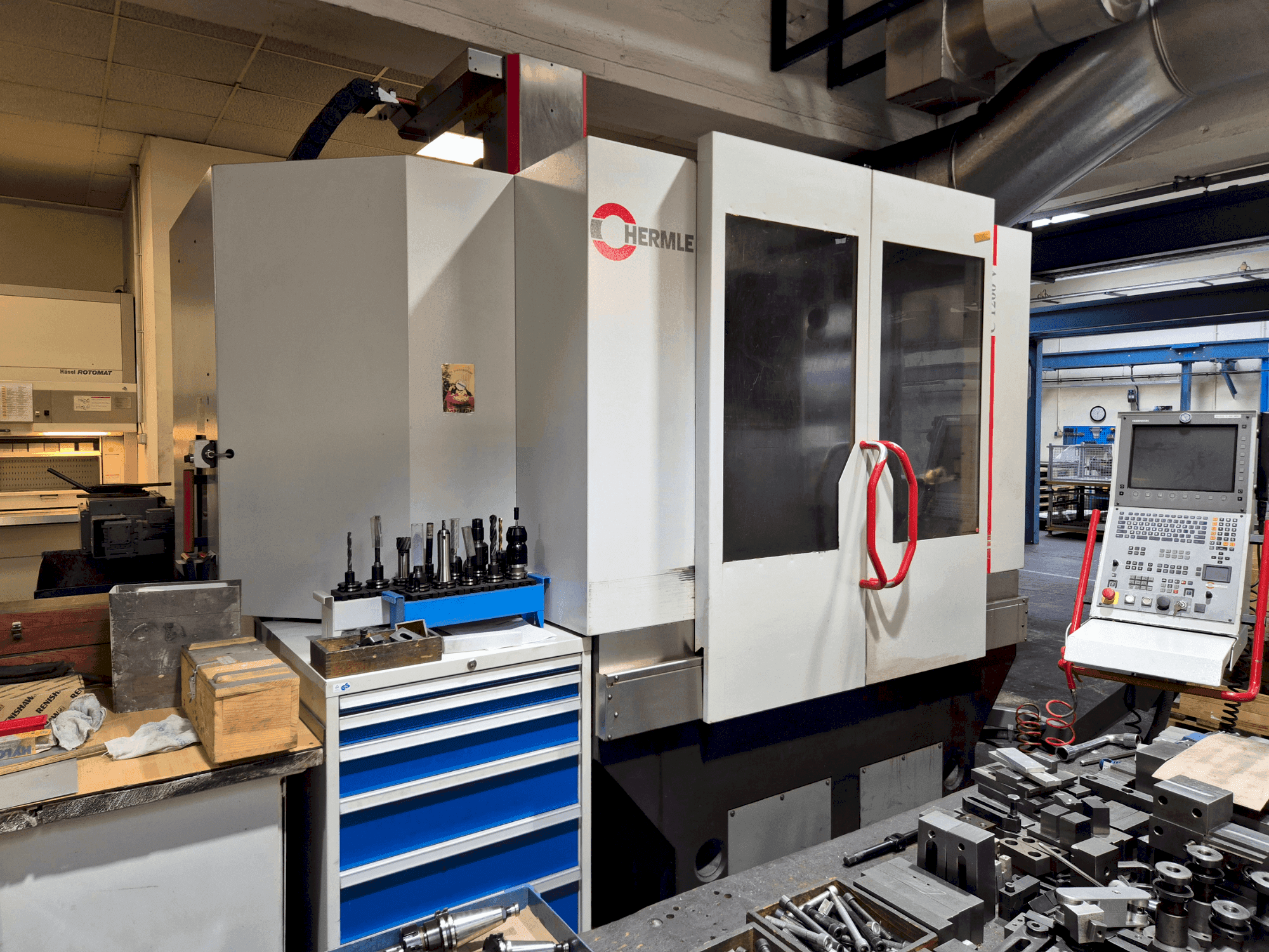 Masina HERMLE C 1200 V eestvaade