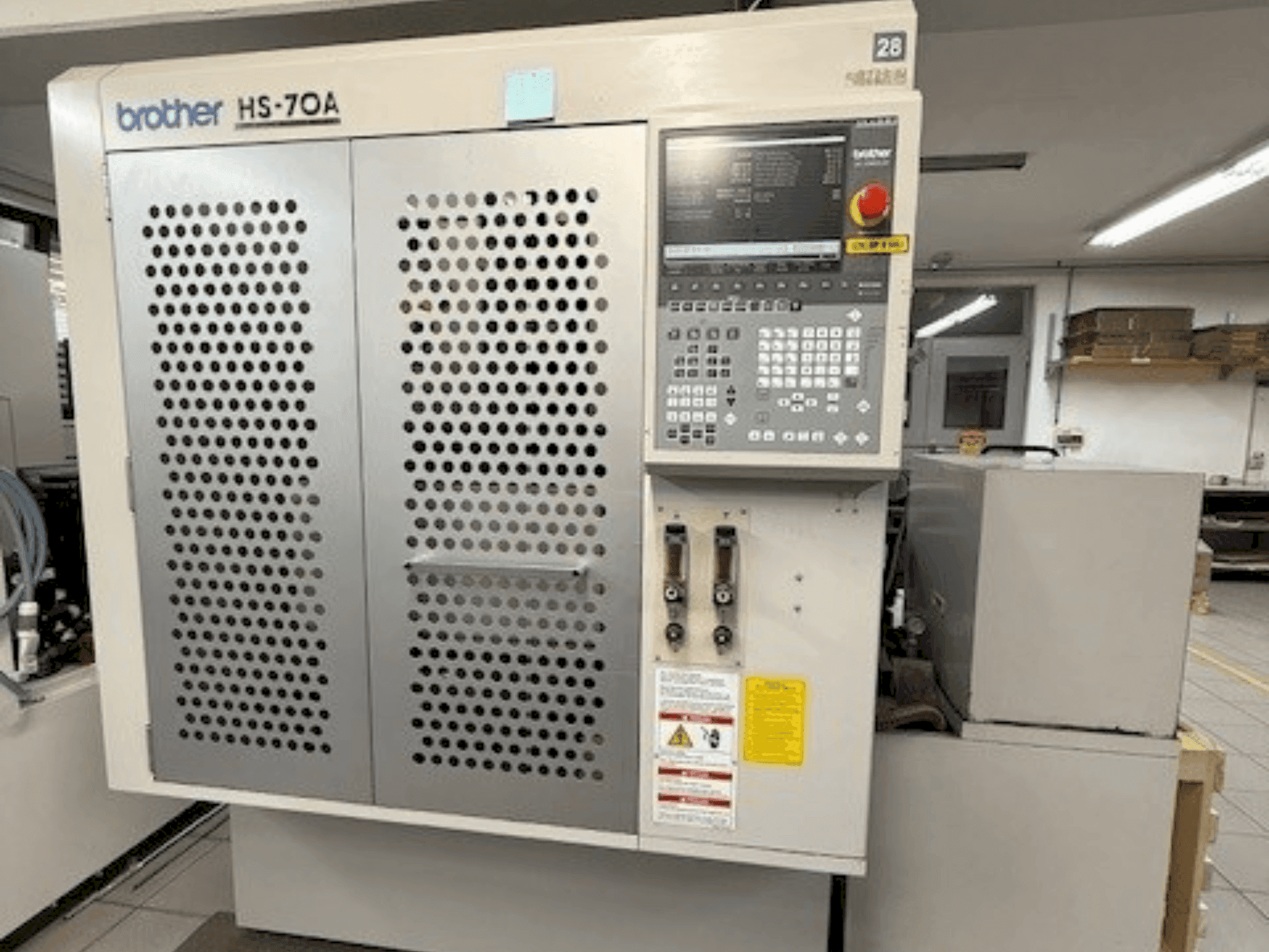 Masina Brother HS-70A eestvaade