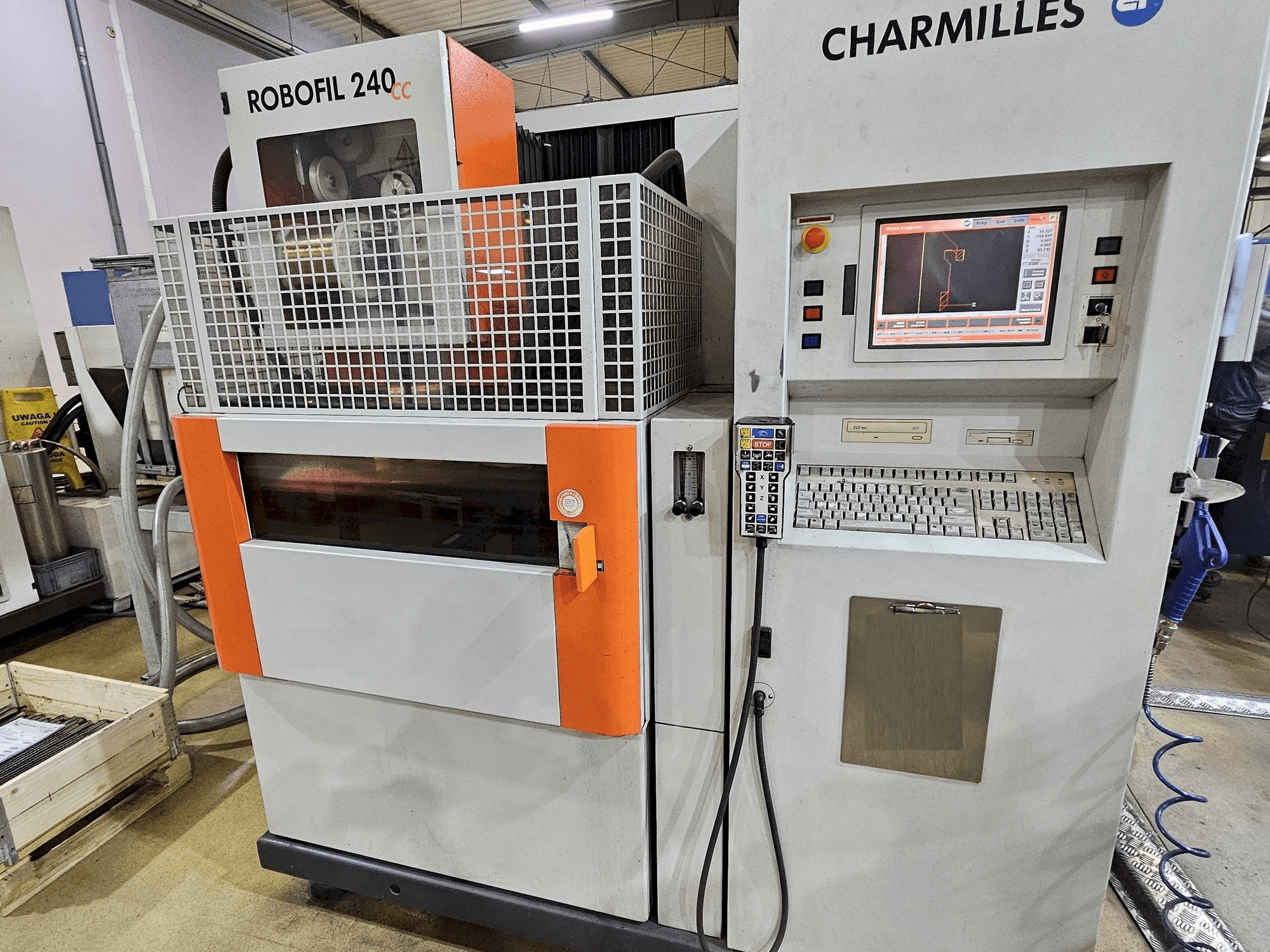 Masina CHARMILLES ROBOFIL 240 CC eestvaade