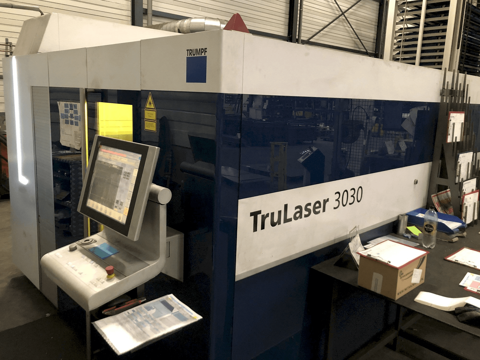 Masina Trumpf TruLaser 3030 fiber eestvaade
