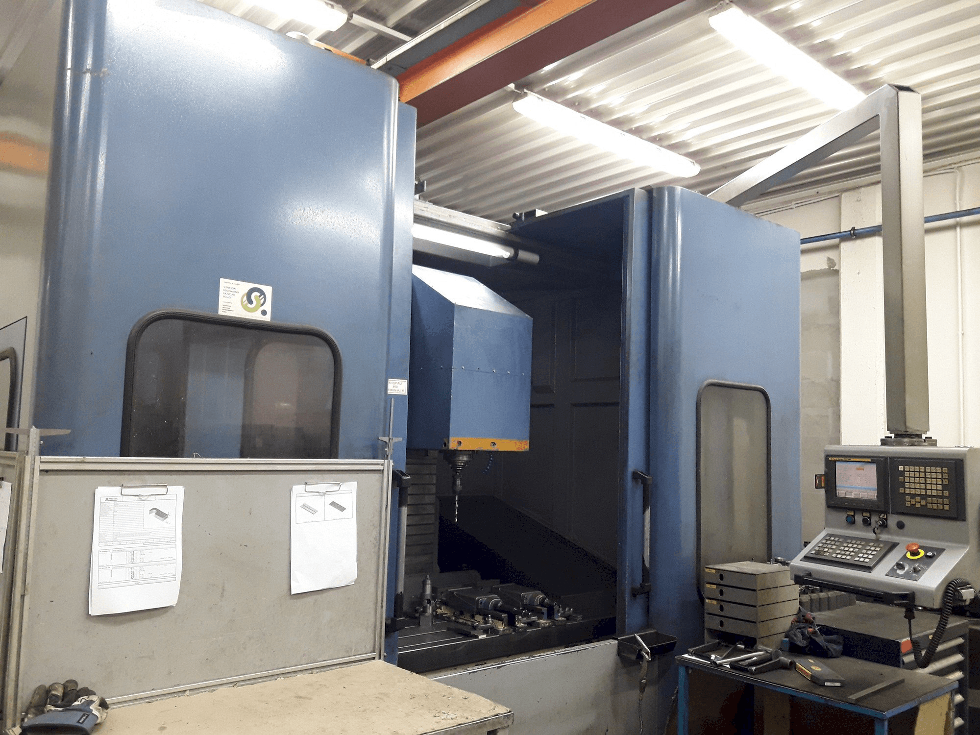 Masina Fms Isx12 eestvaade