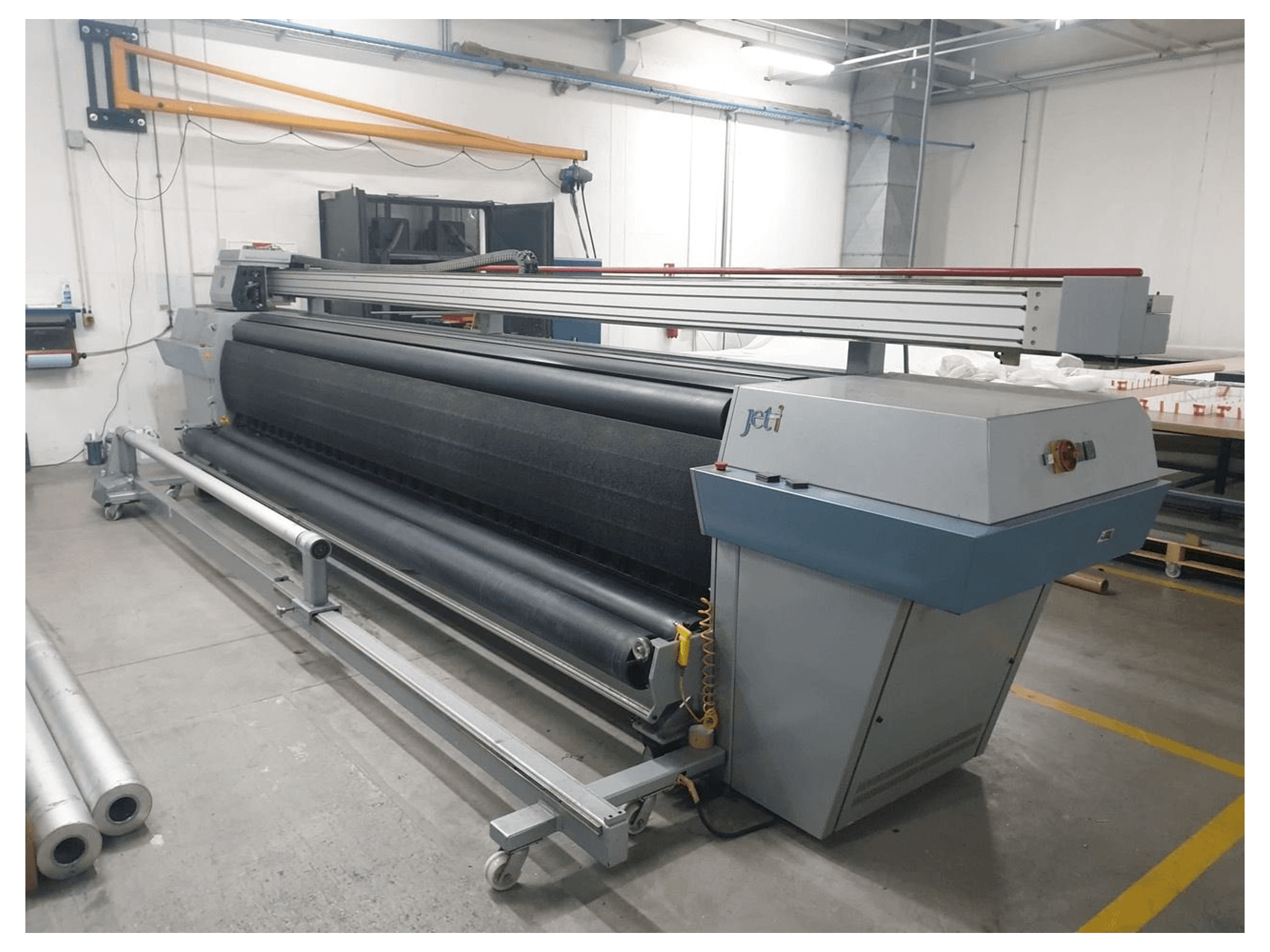 Masina JETI 5000 eestvaade