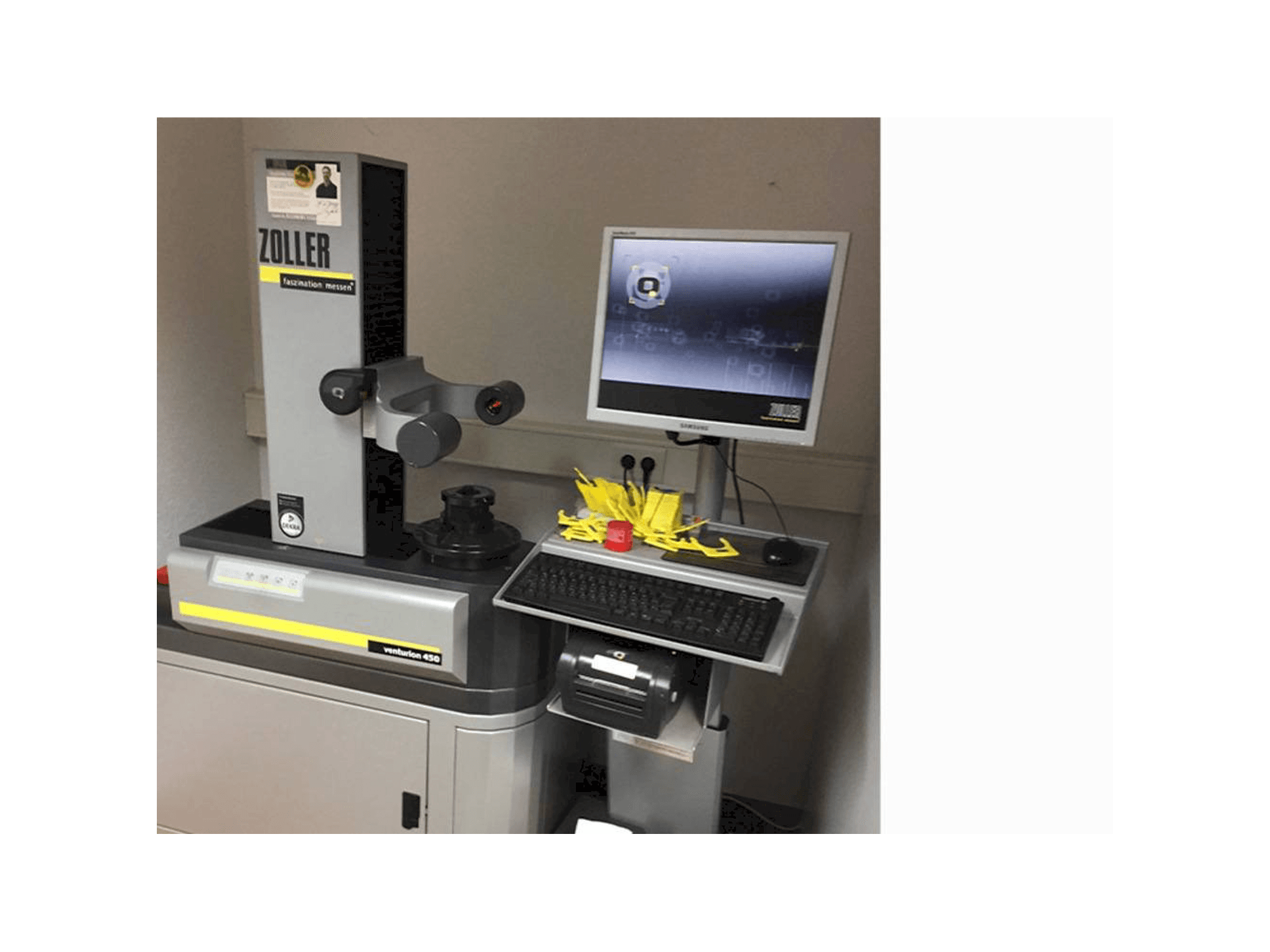 Masina Zoller Venturion 450 eestvaade