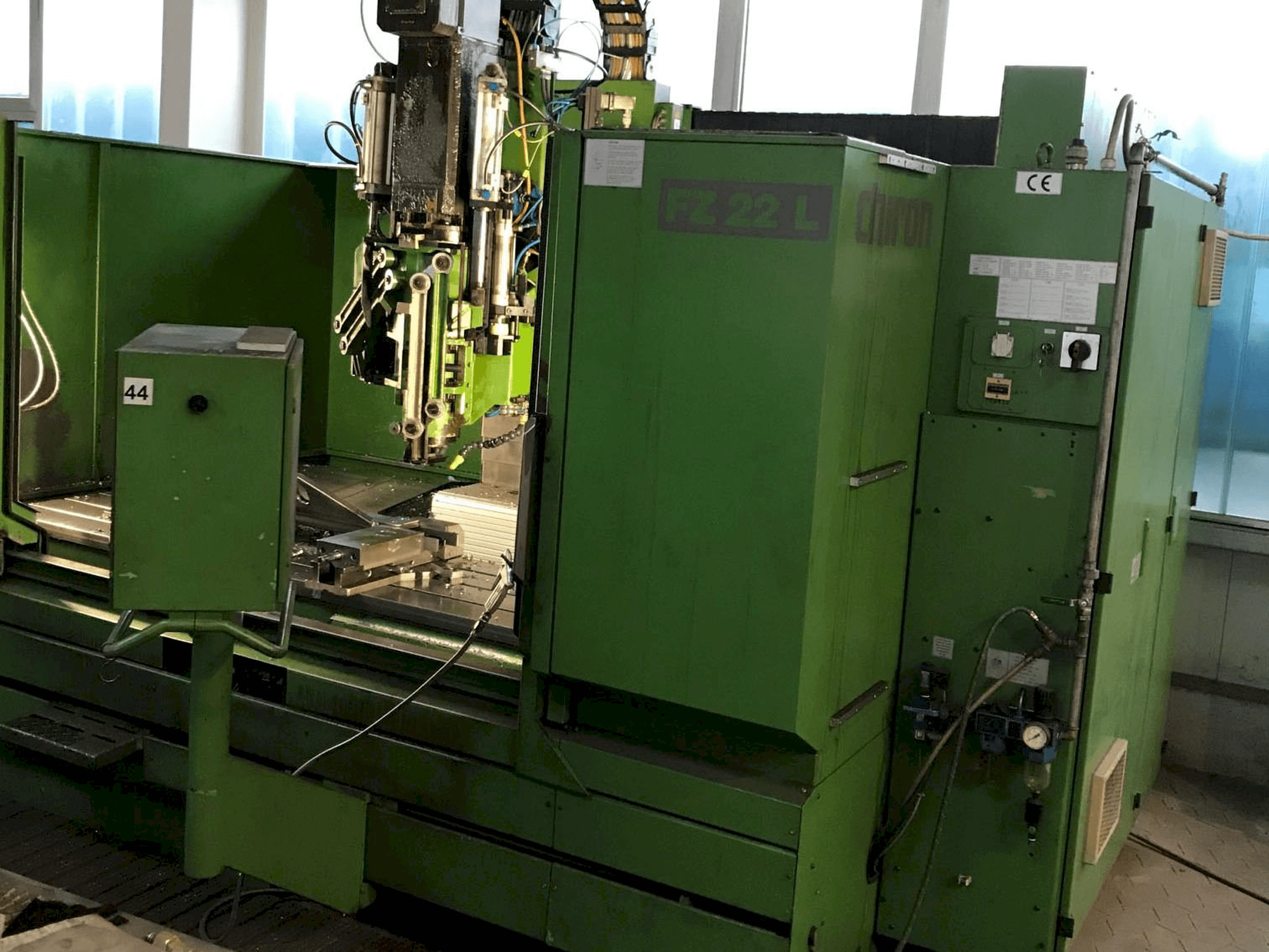 Masina CHIRON FZ 22 L eestvaade