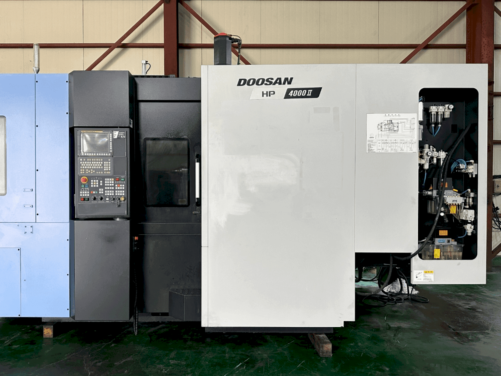 Masina DOOSAN HP 4000 II eestvaade