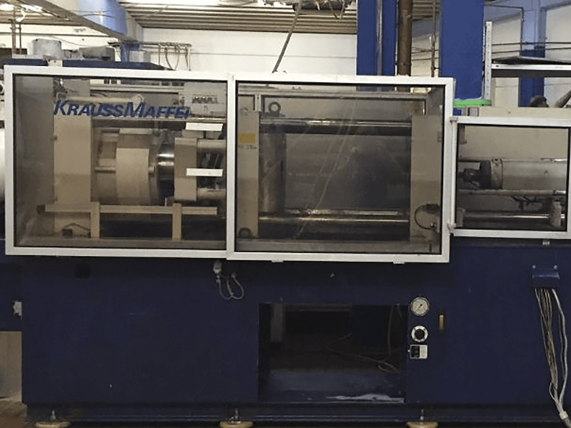 Masina Krauss Maffei 150-620 B1 eestvaade