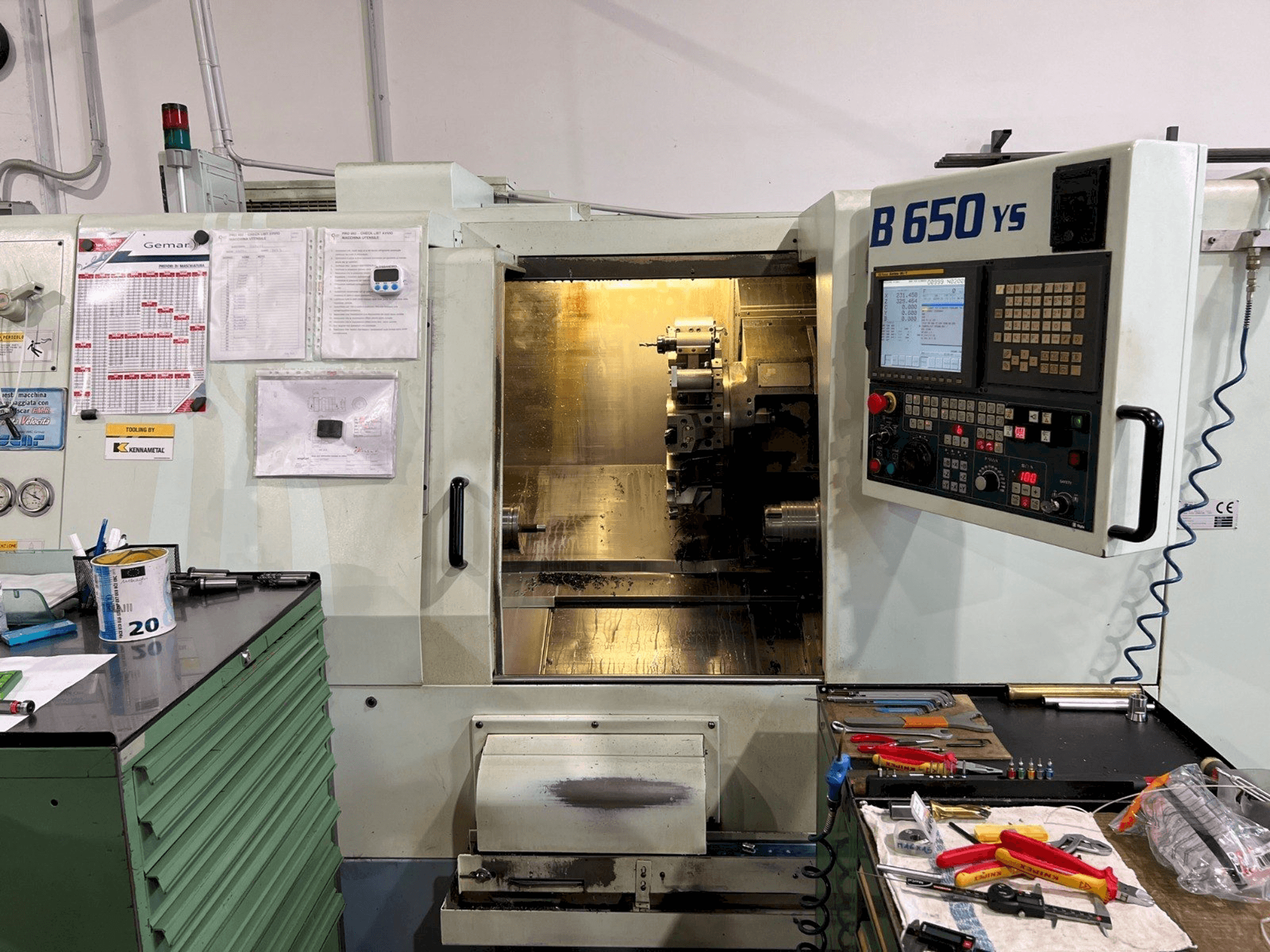 Masina Biglia B650 YS eestvaade