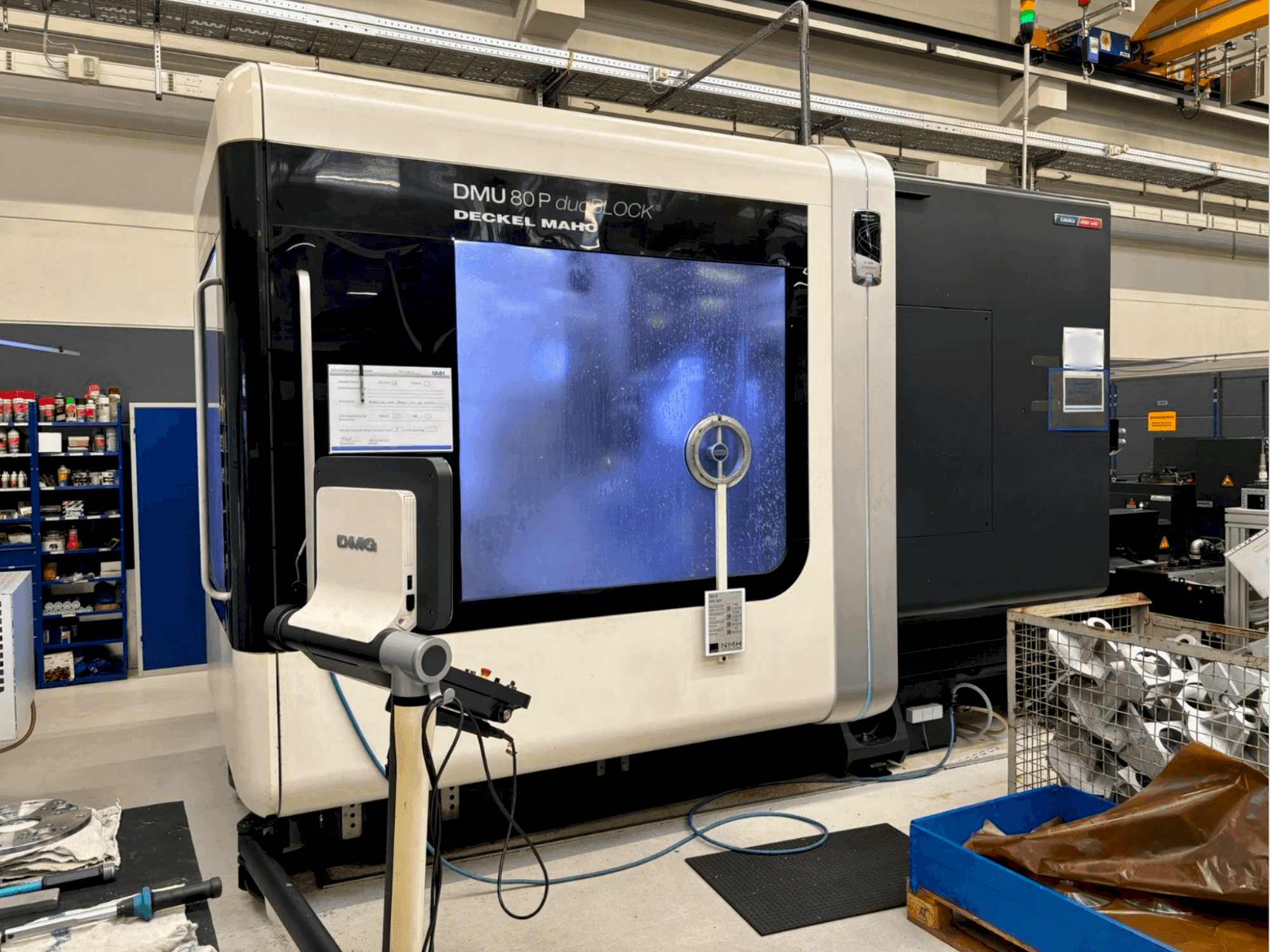 Masina DMG MORI 80 P Duoblock eestvaade