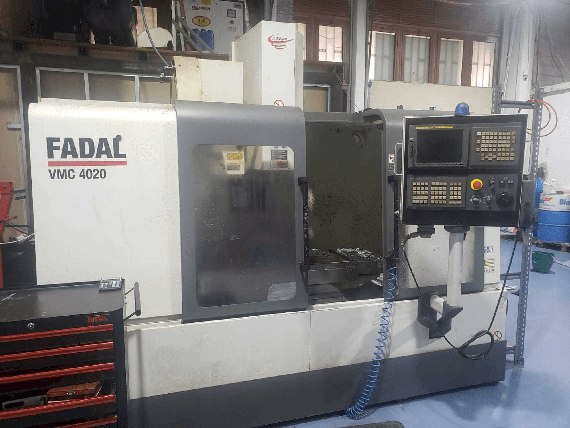 Masina FADAL VMC 4020 HT eestvaade