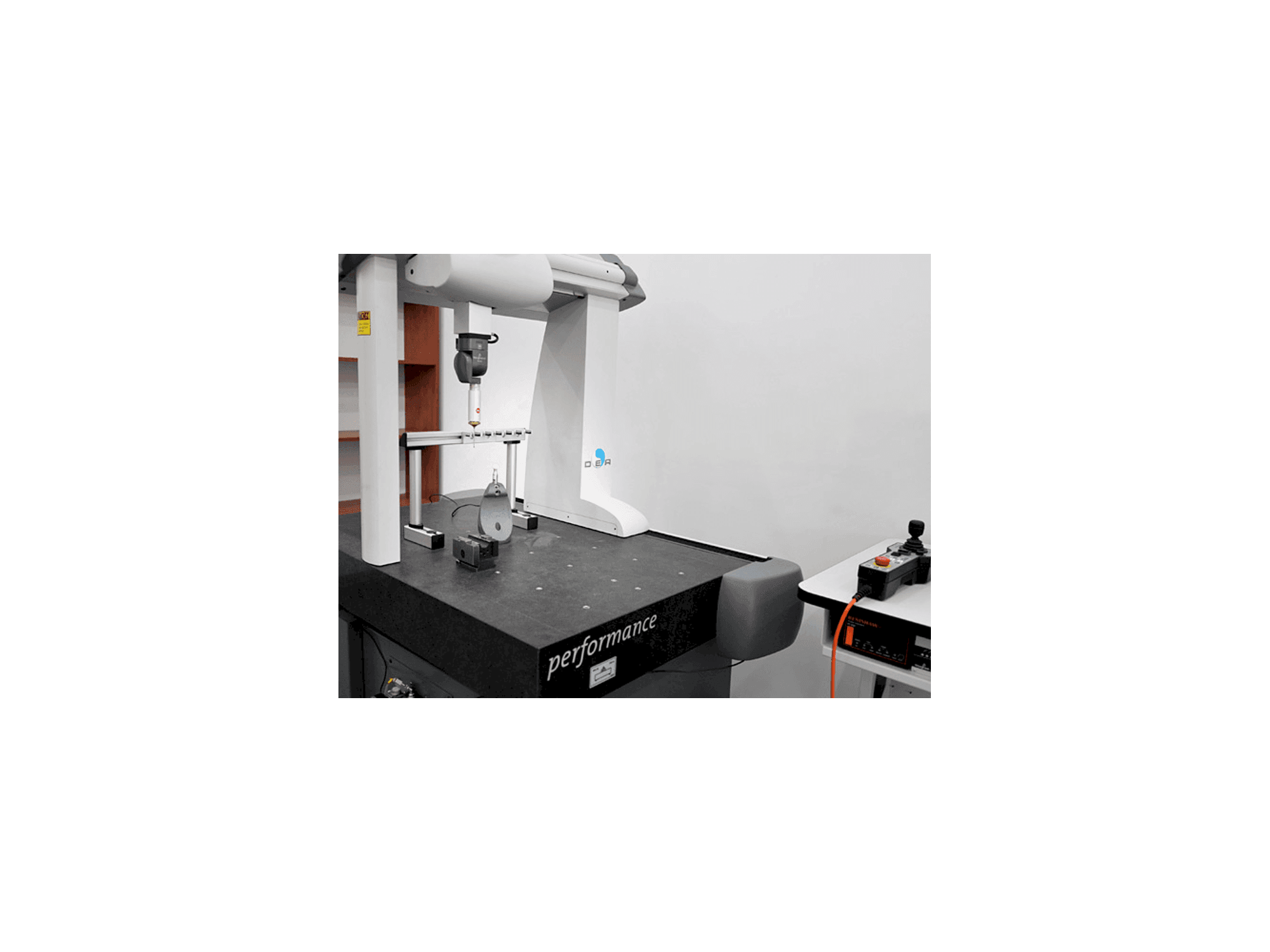 Masina Hexagon Global 050705 eestvaade