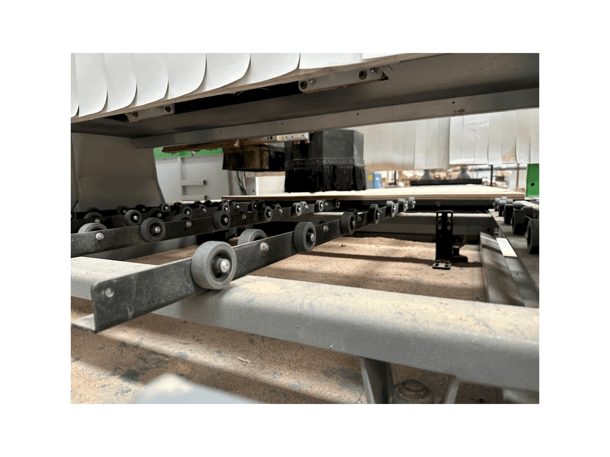 Masina BIESSE tööruum