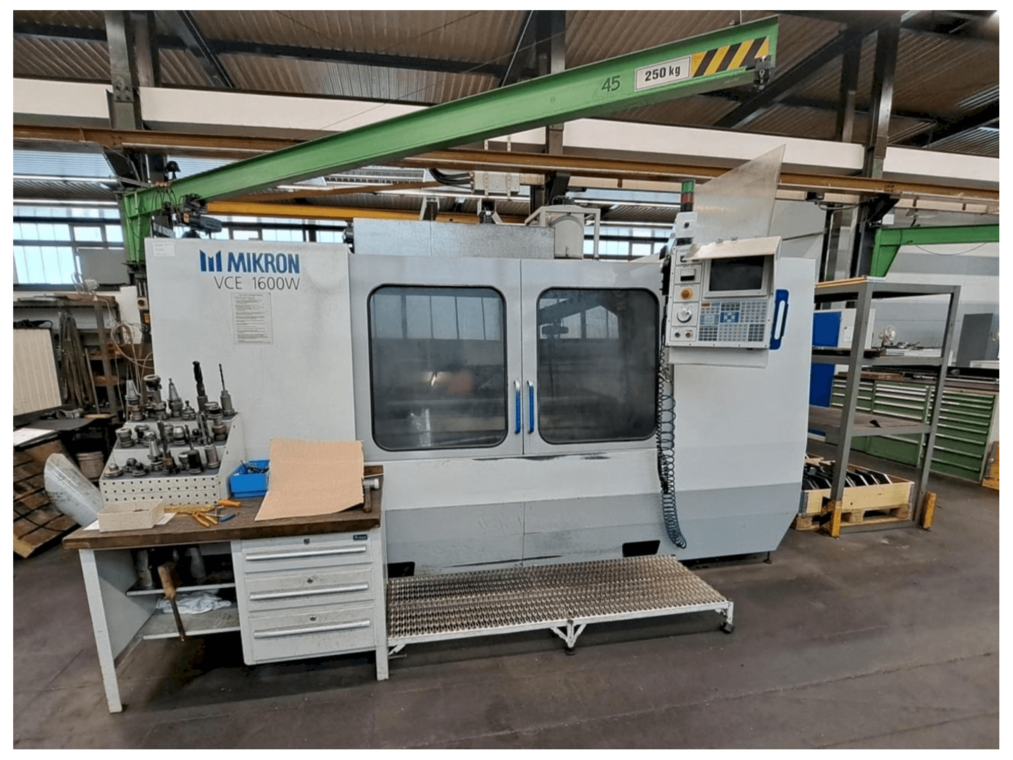Masina HAAS MIKRON VCE 1600W eestvaade