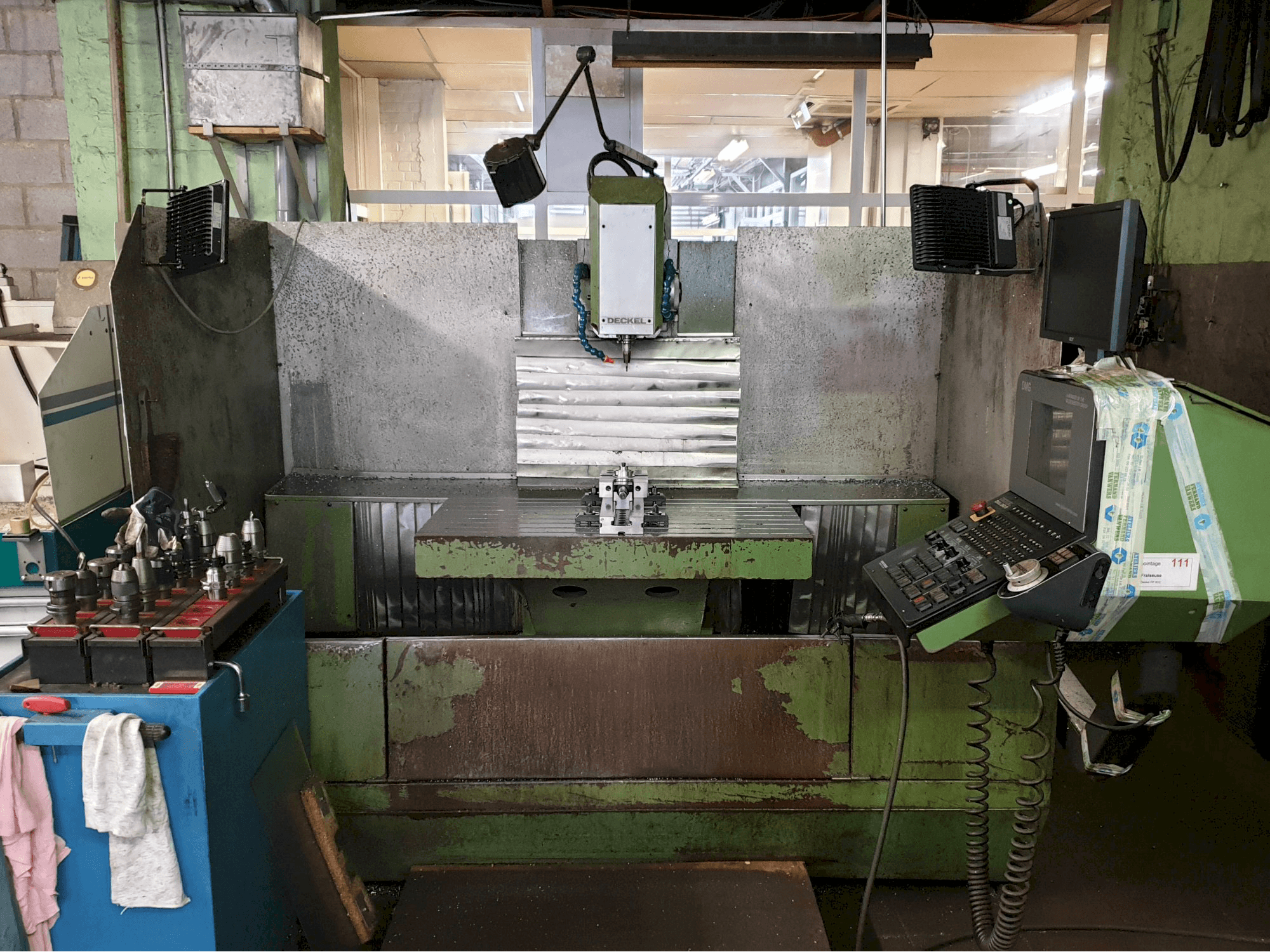 Masina DECKEL FP5CC eestvaade