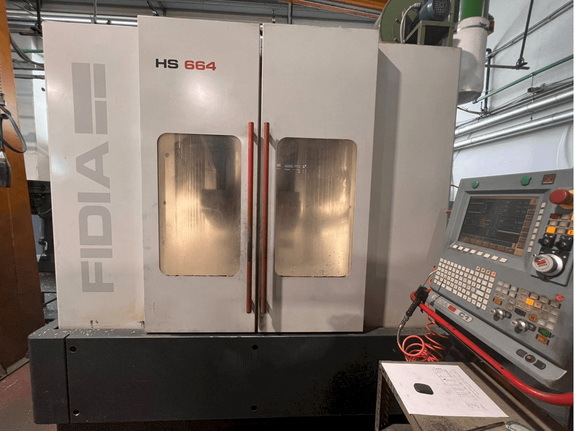 Masina Fidia HS 664 eestvaade