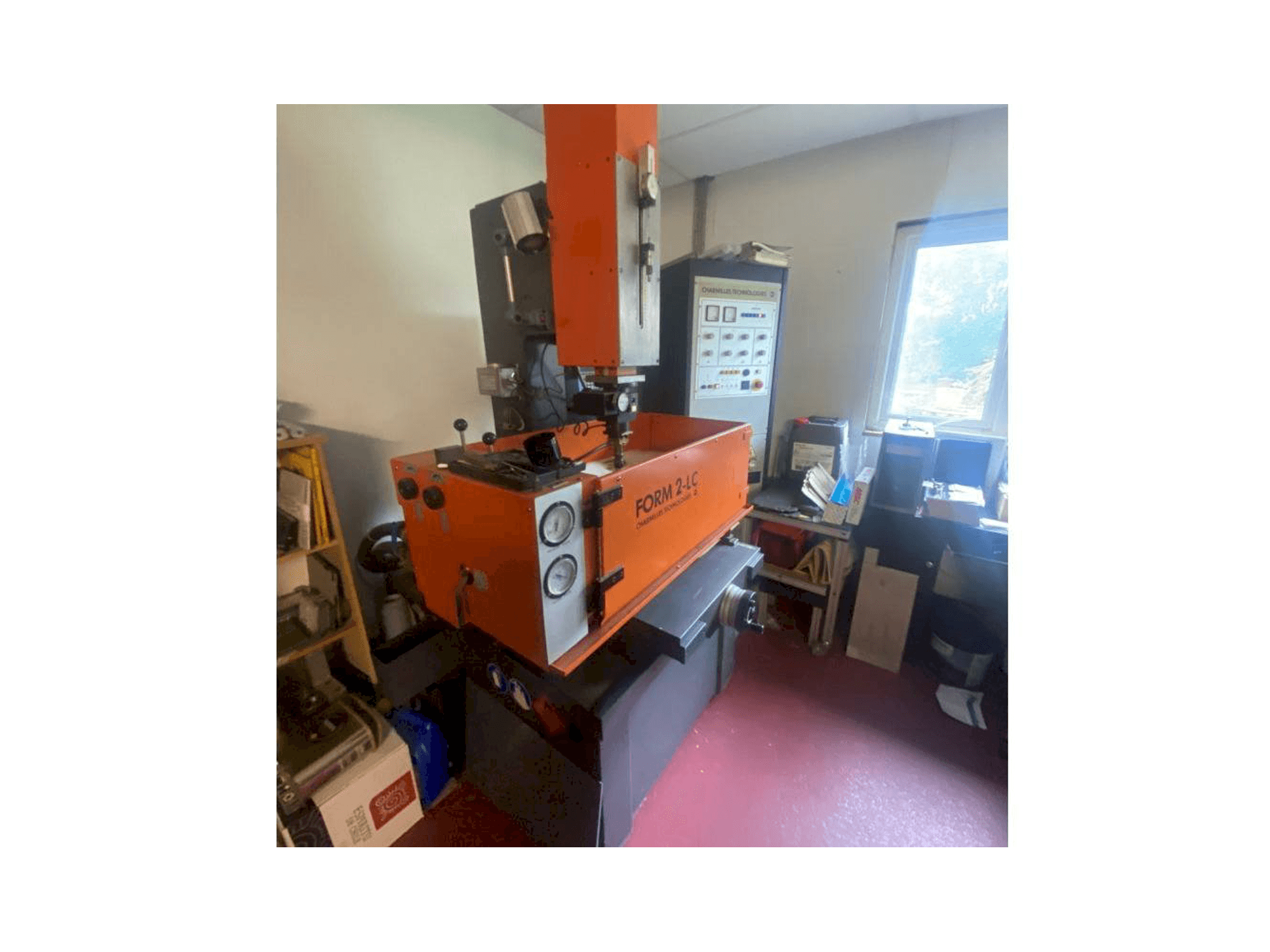 Masina CHARMILLES Form 2-LC eestvaade