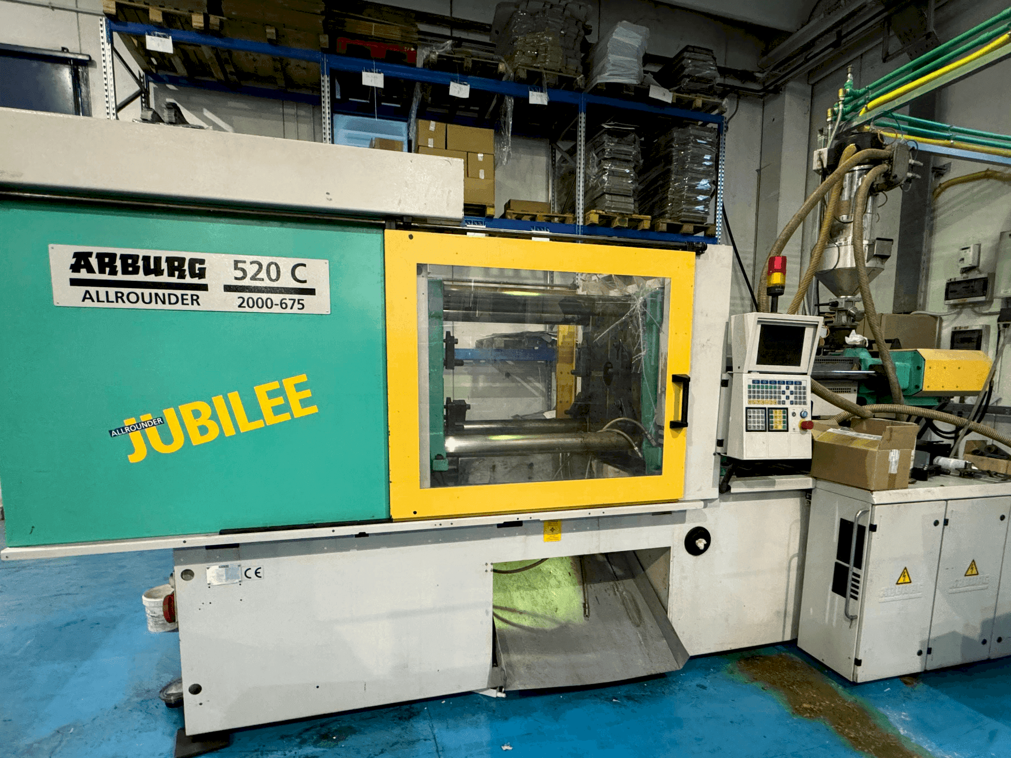Masina Arburg ALLROUNDER CENTEX 520 C 2000-675 eestvaade
