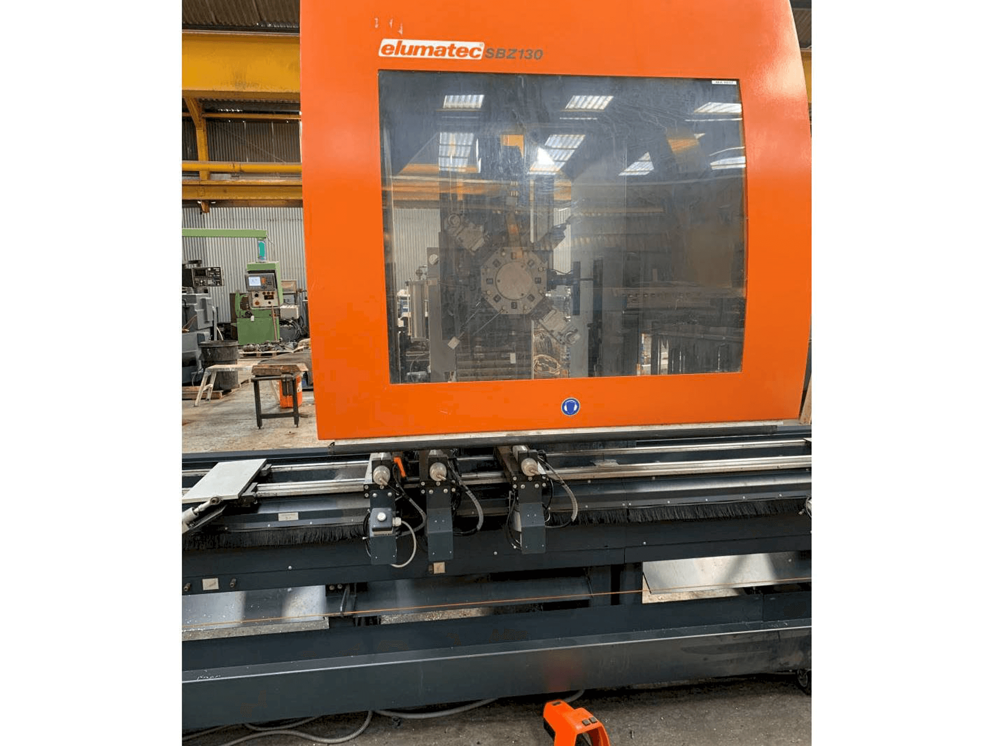 Masina Elumatec SBZ 130 eestvaade