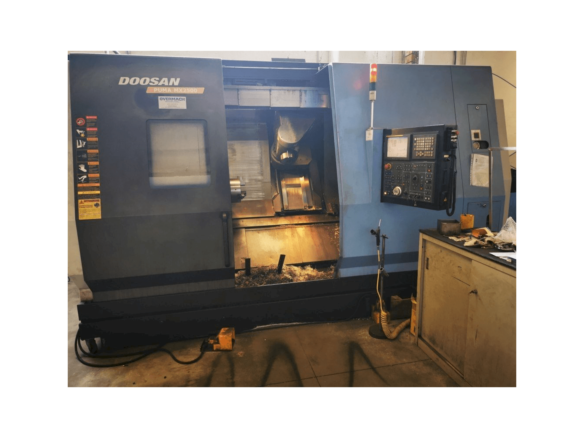 Masina Doosan Puma MX 2500 eestvaade
