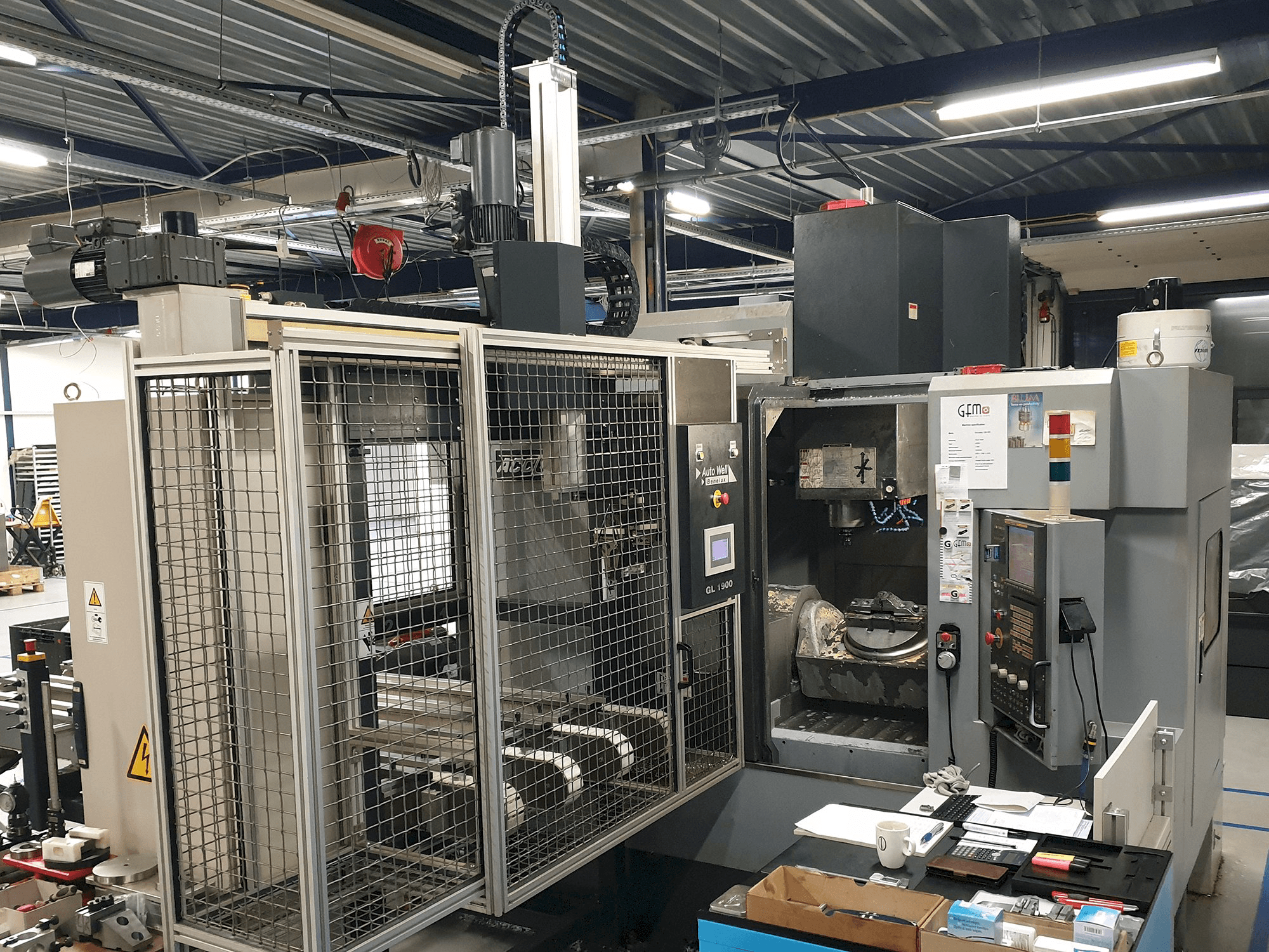 Masinavaade ACCUWAY UM - 350V5 vasakult