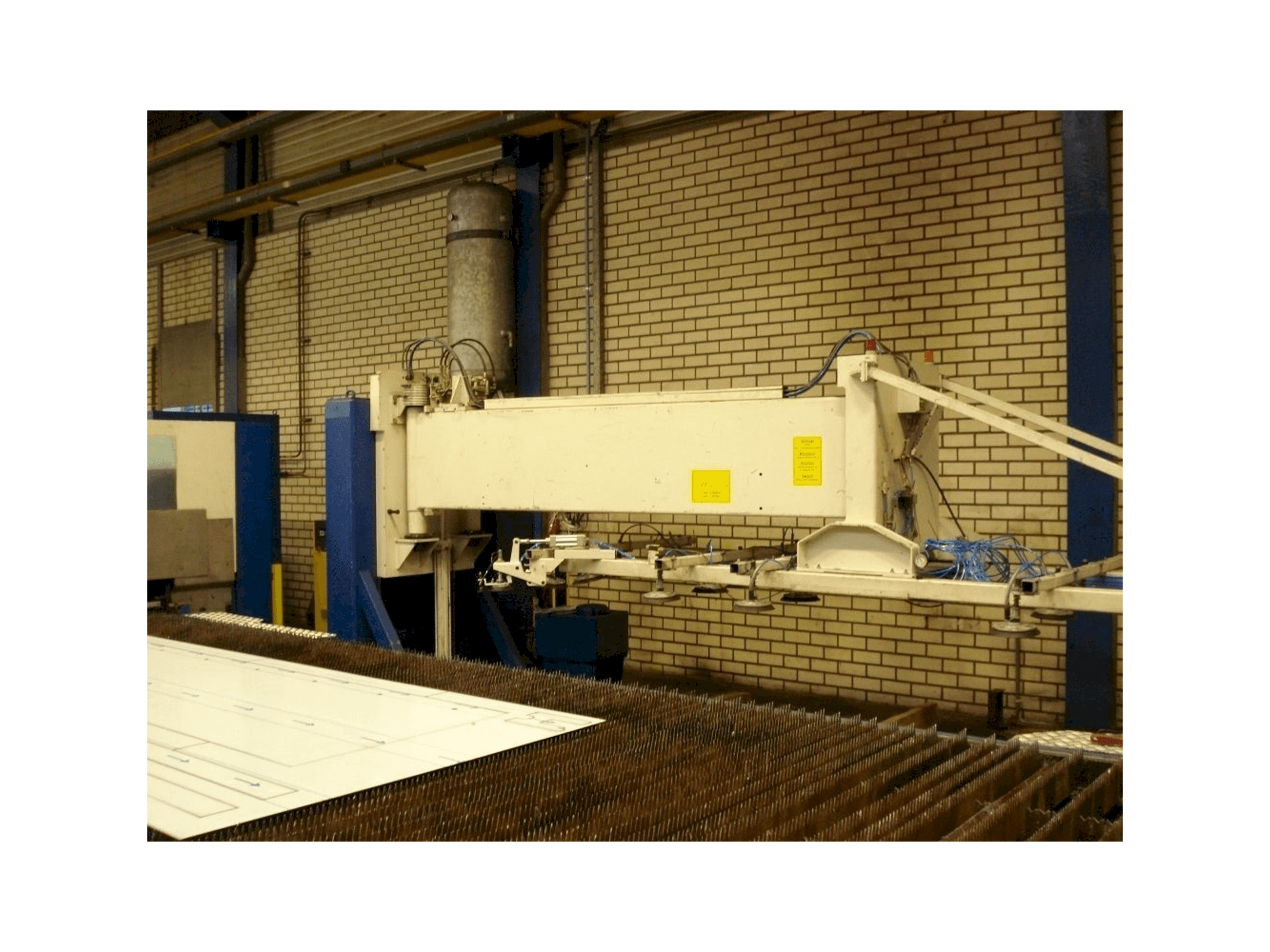 Masina TRUMPF Loadmaster eestvaade