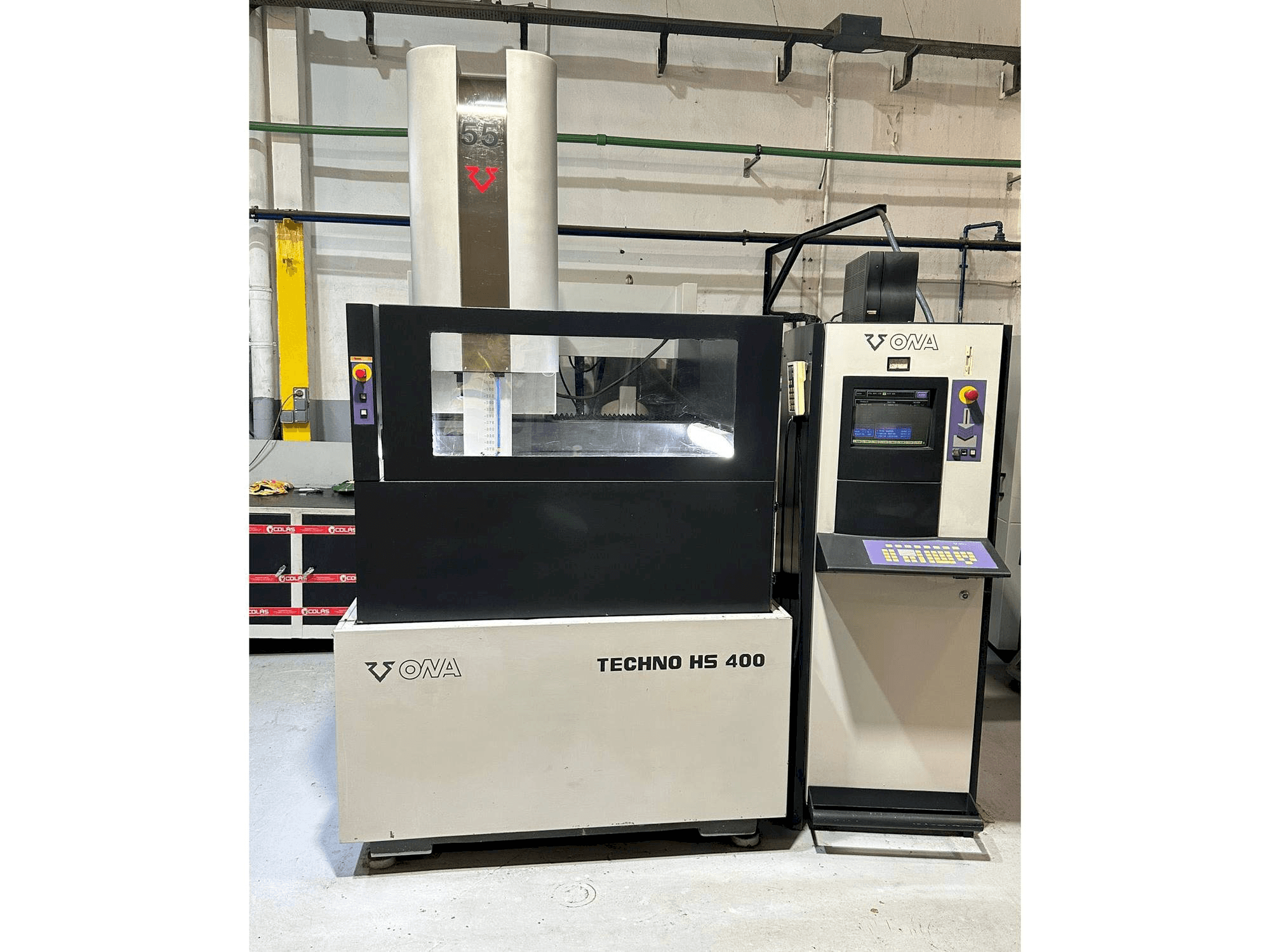 Masina ONA HS 400 eestvaade