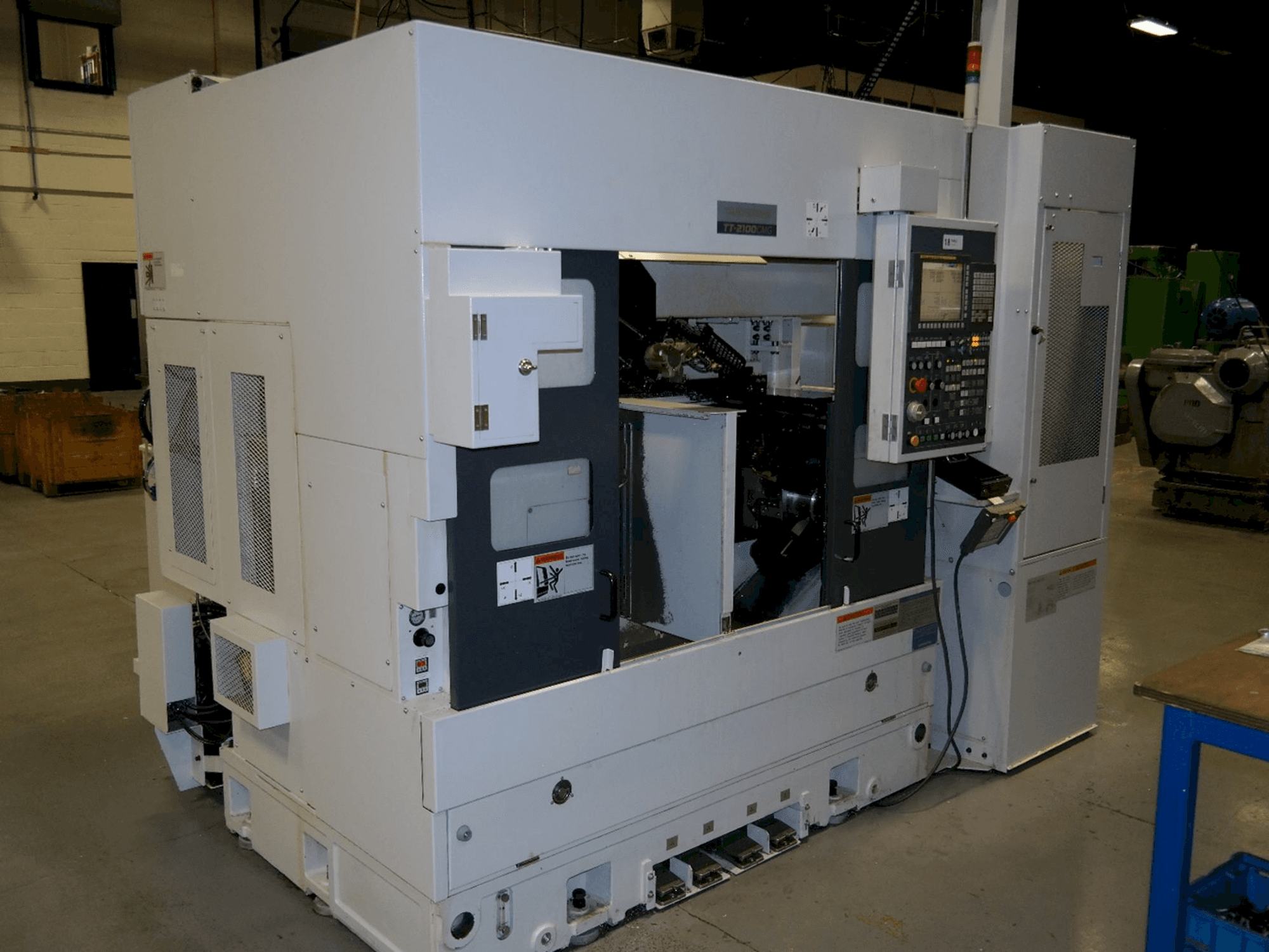 Masina Takisawa TT2100CMGA eestvaade