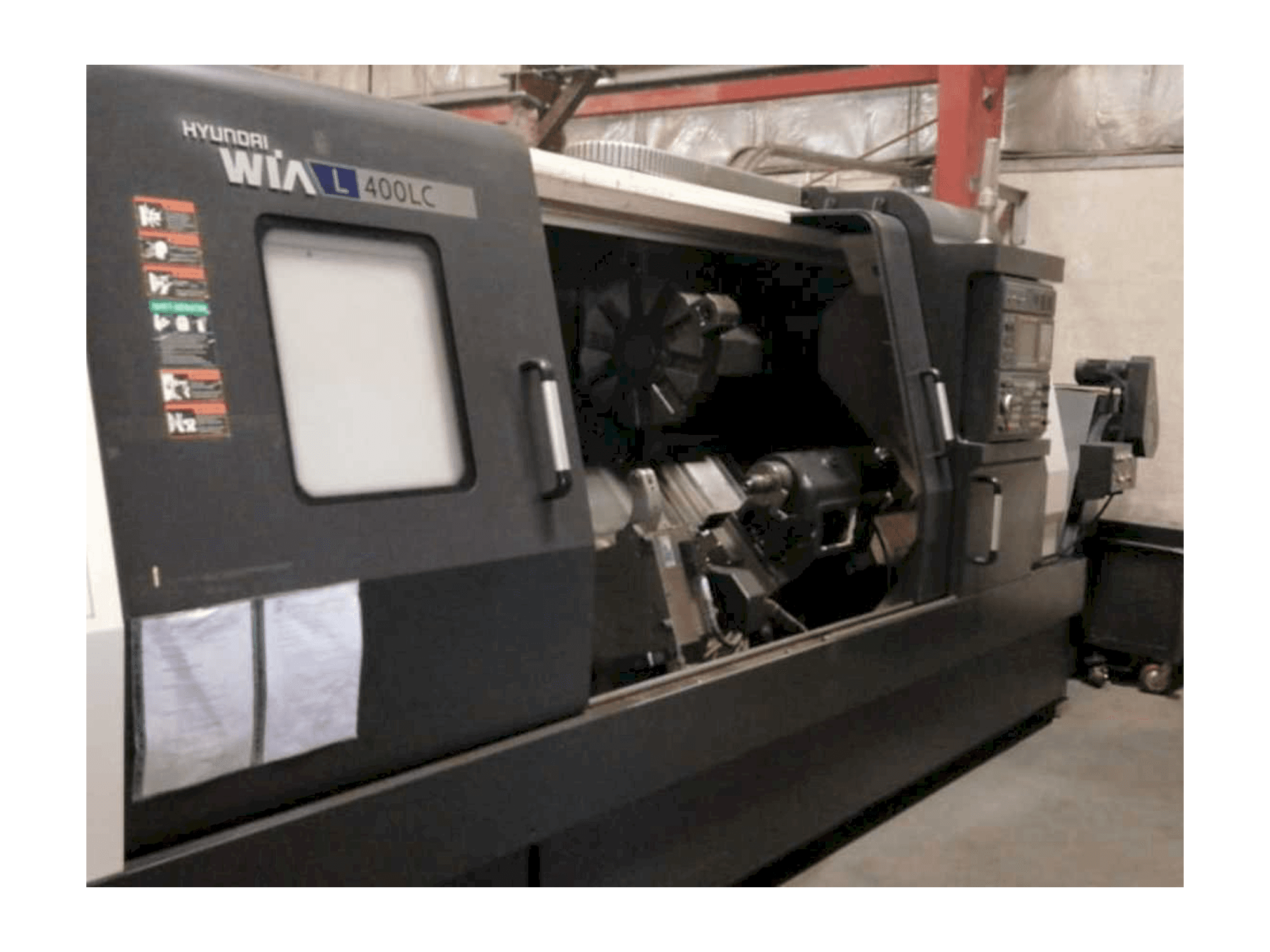 Masina Hyundai Wia L400LC eestvaade