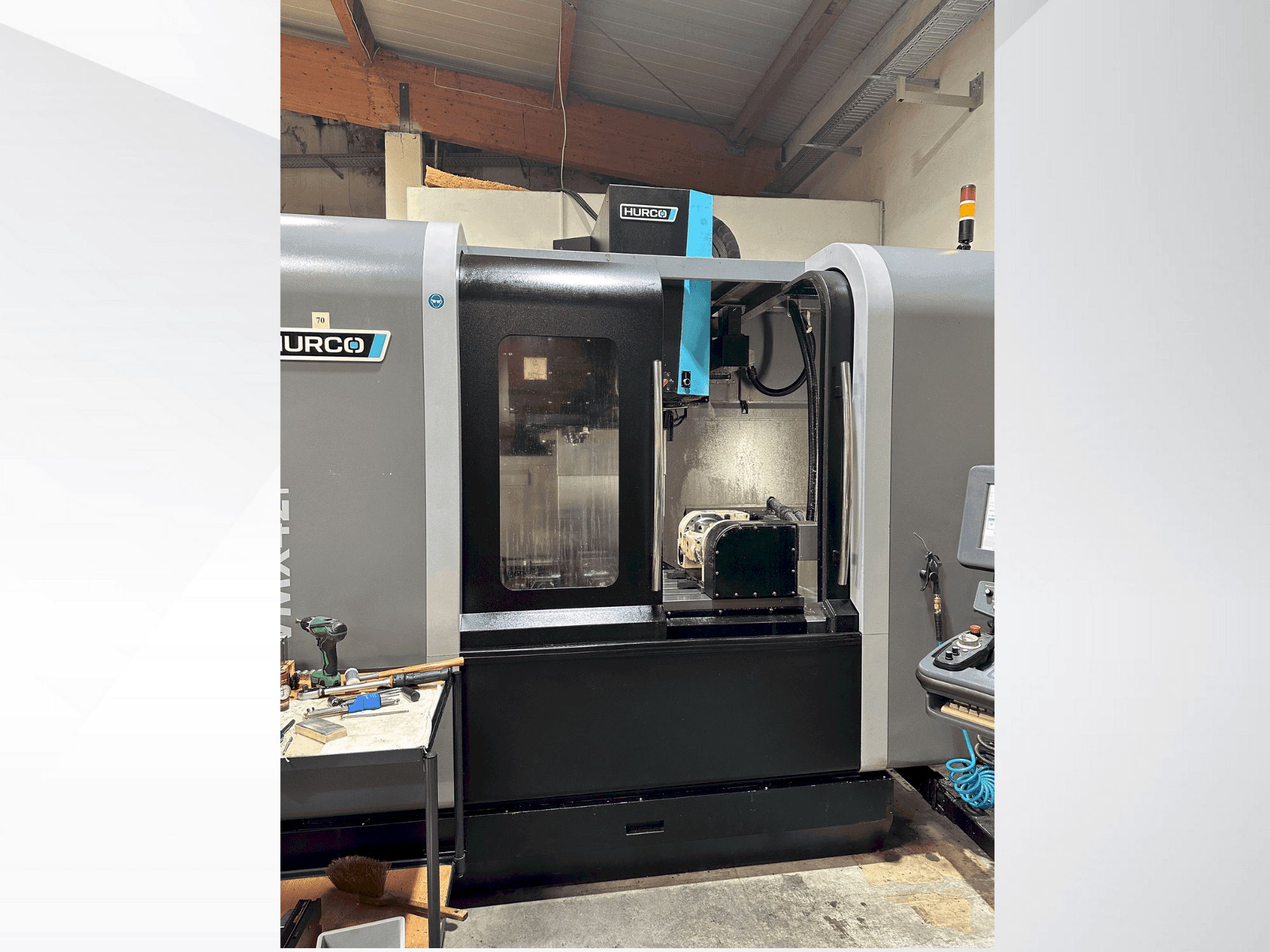 Masina Hurco VMX 42i eestvaade