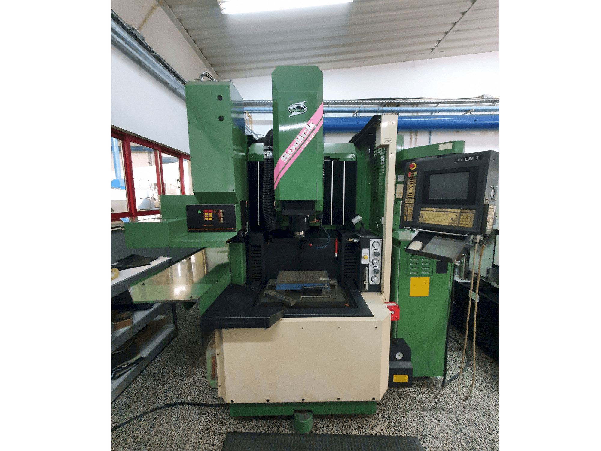 Masina Sodick AQ35L eestvaade