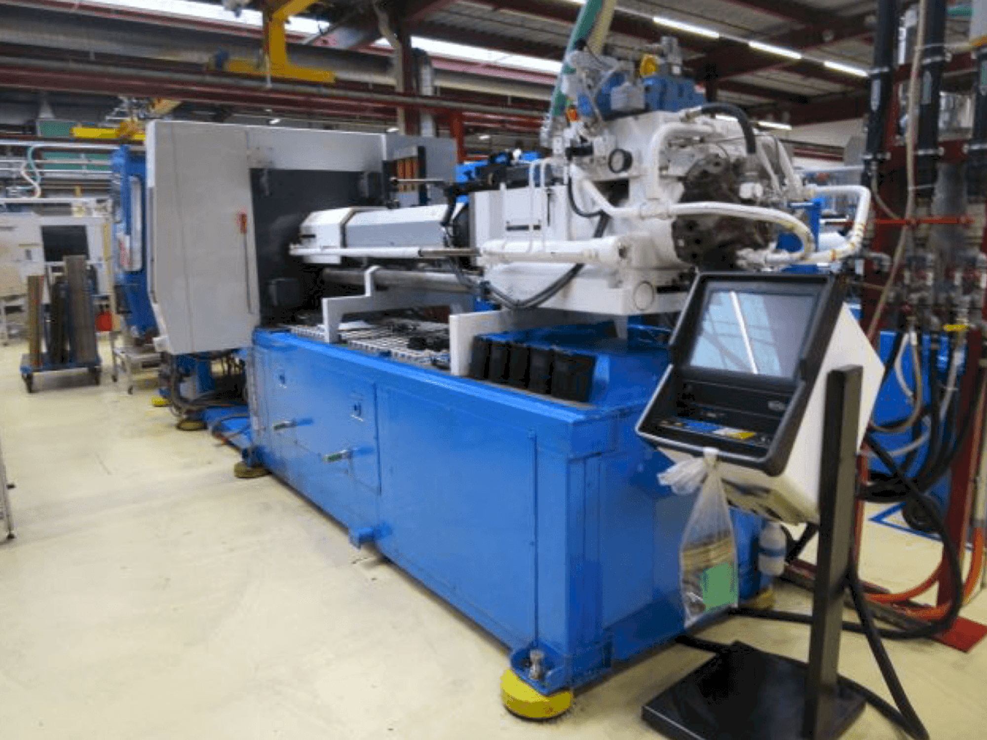 Masina ENGEL E-Motion 940/280 eestvaade