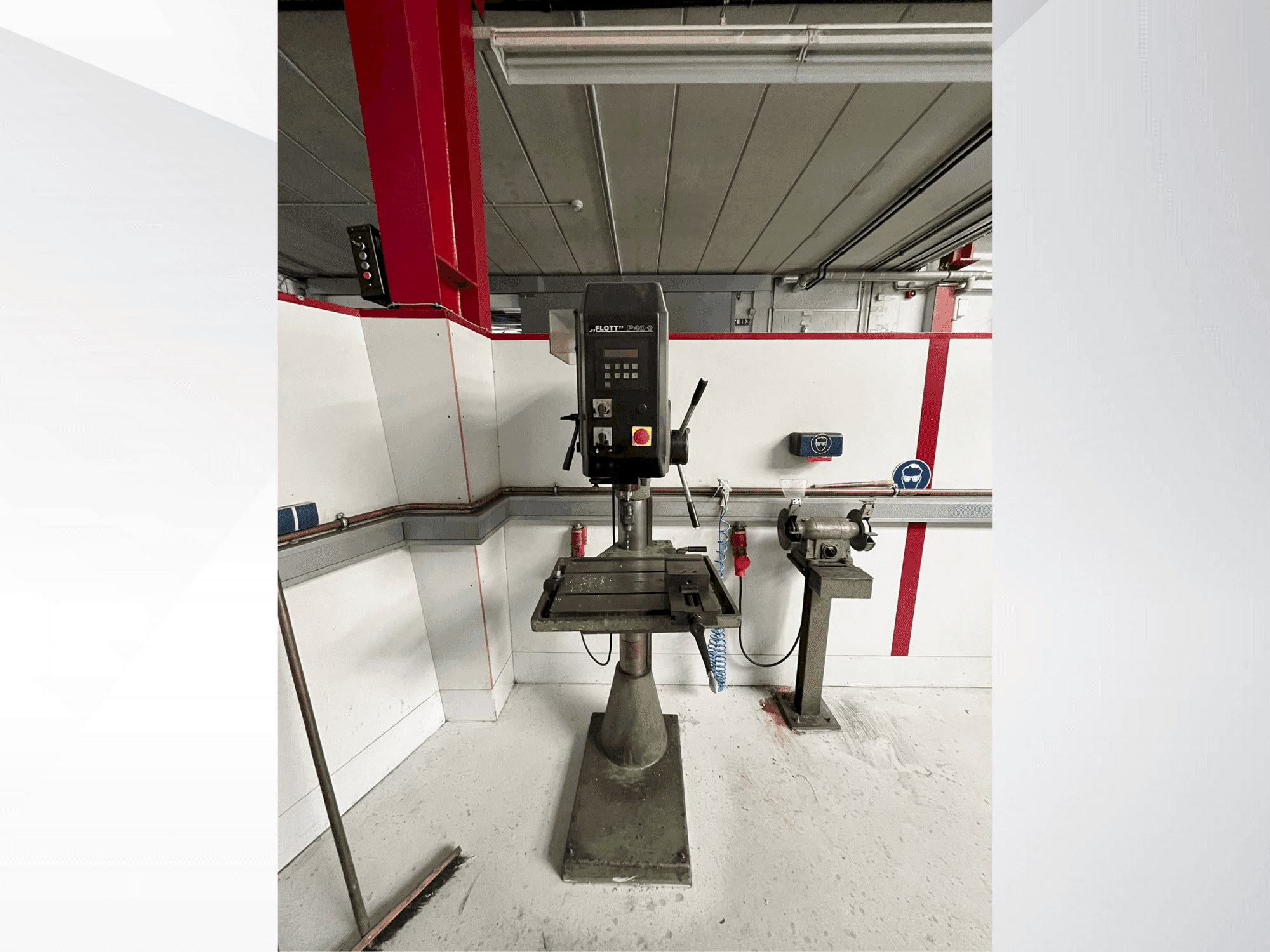 Masina Hahn+Kolb Flott P40 eestvaade