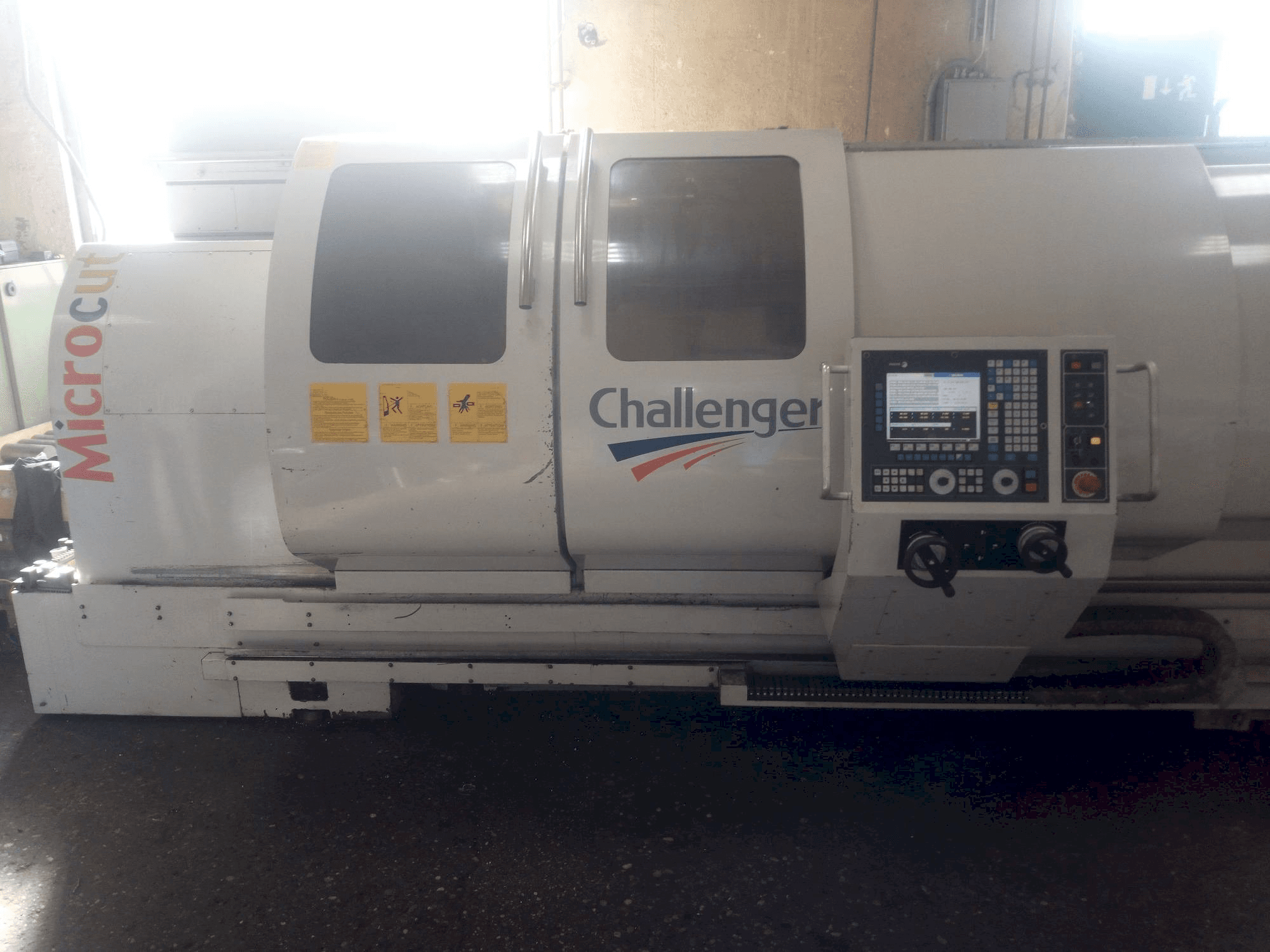 Masina MICROCUT BNC 2280 eestvaade