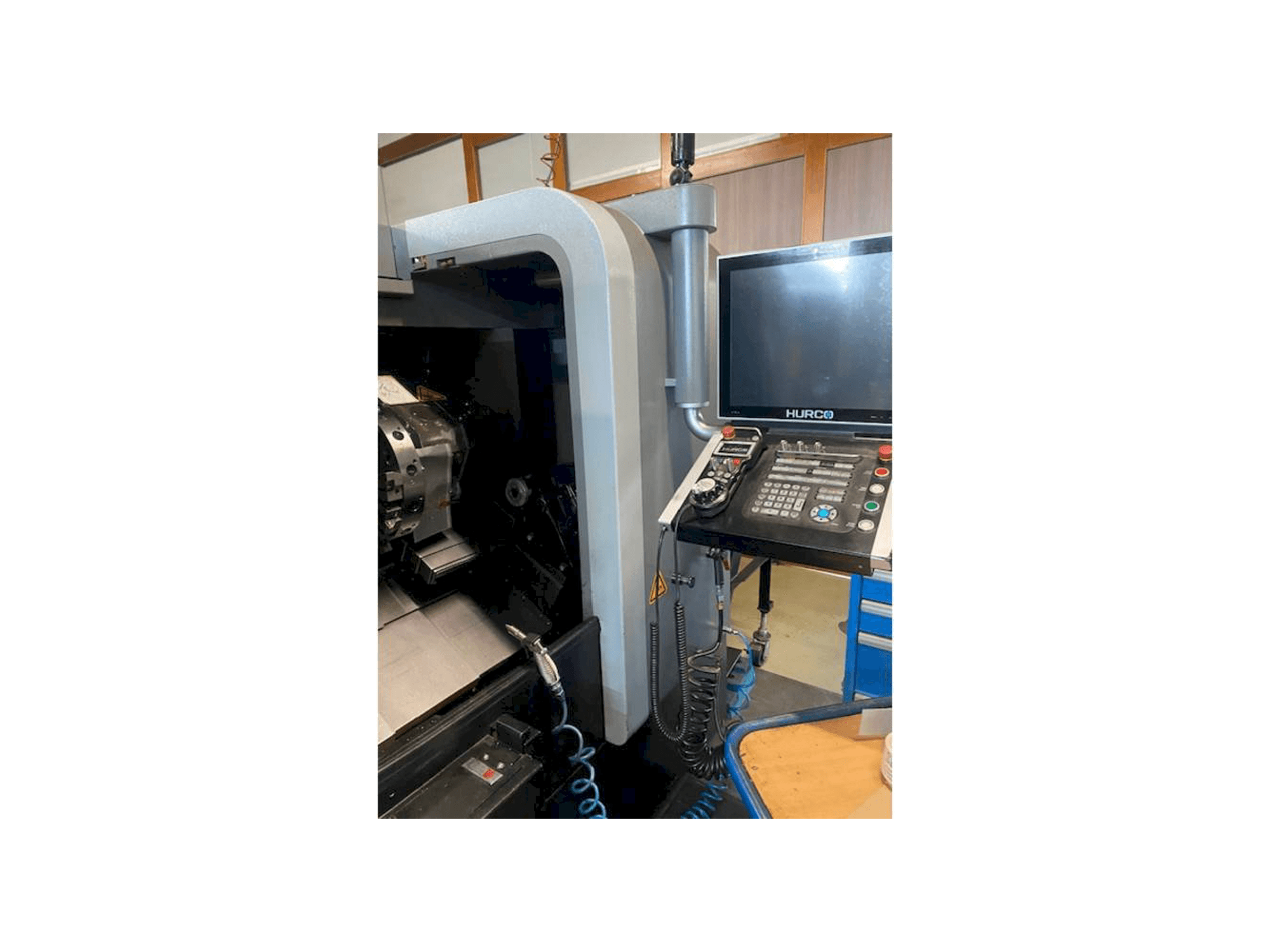 Masina Hurco TM8i eestvaade