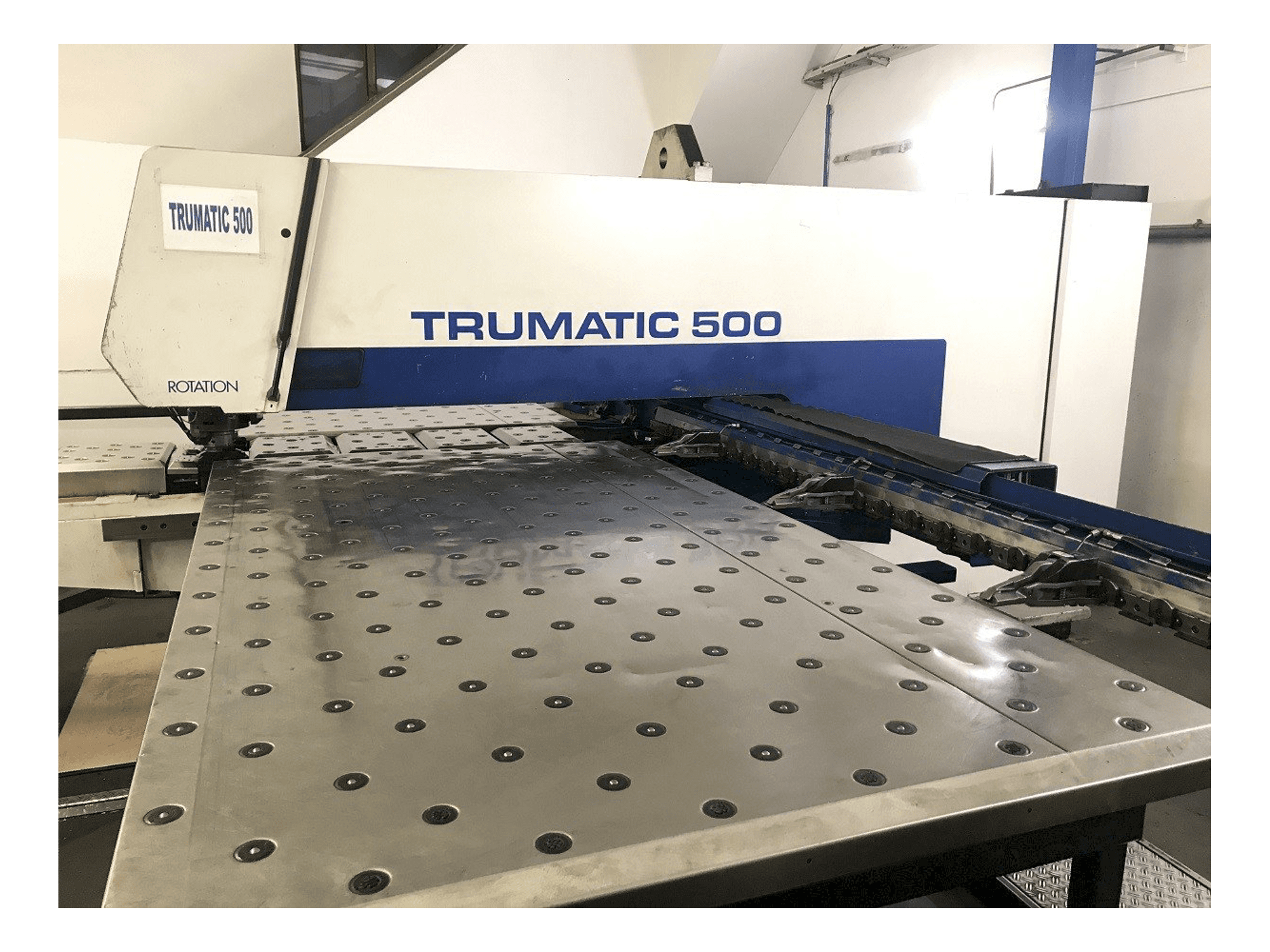 Masina Trumpf Trumatic 500R eestvaade