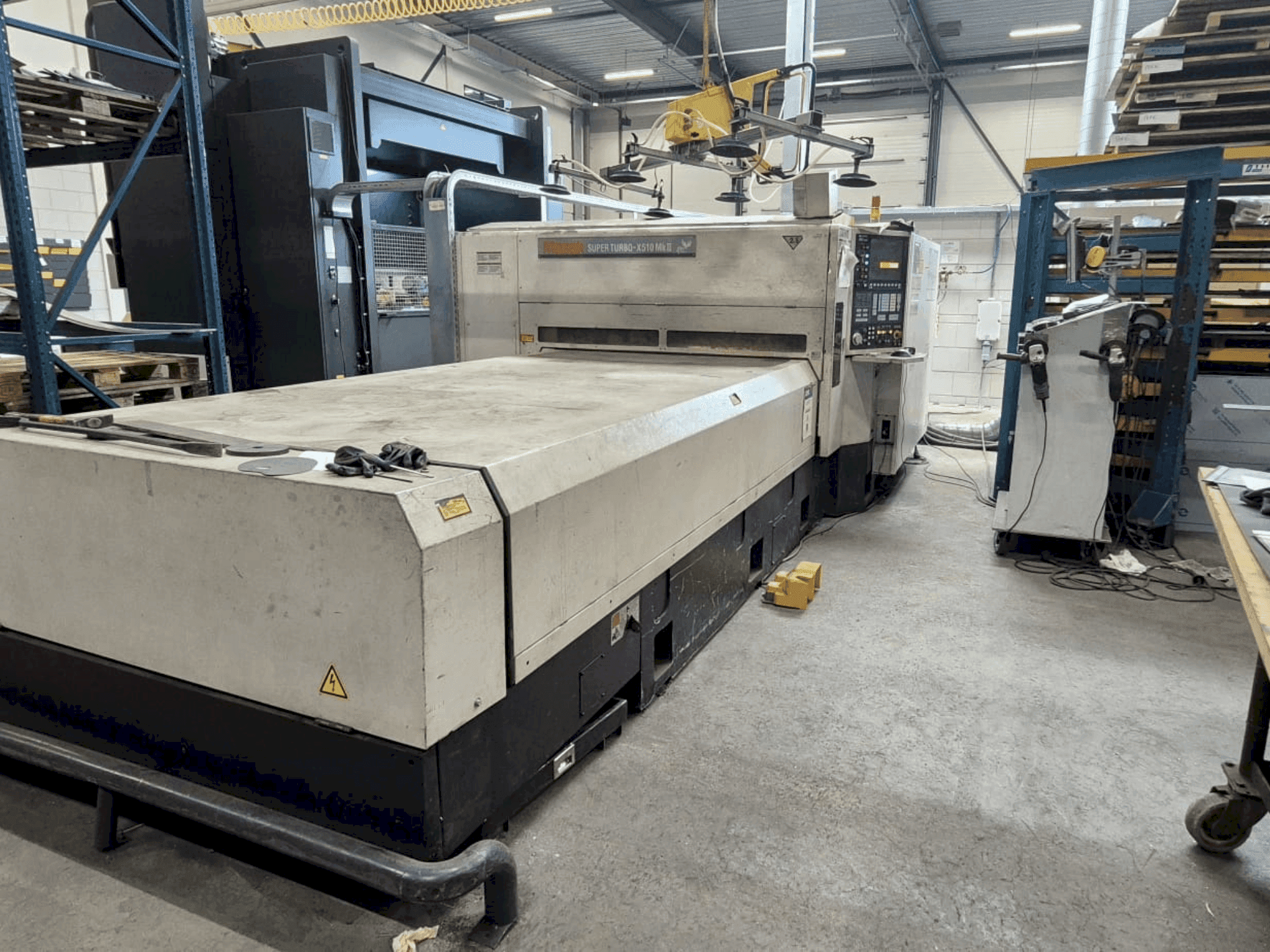 Masina Mazak Super Turbo-X510 Mk II eestvaade