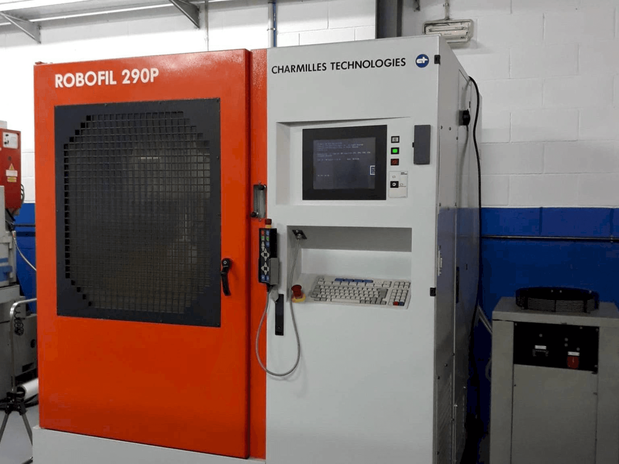 Masina CHARMILLES ROBOFIL 290 P eestvaade