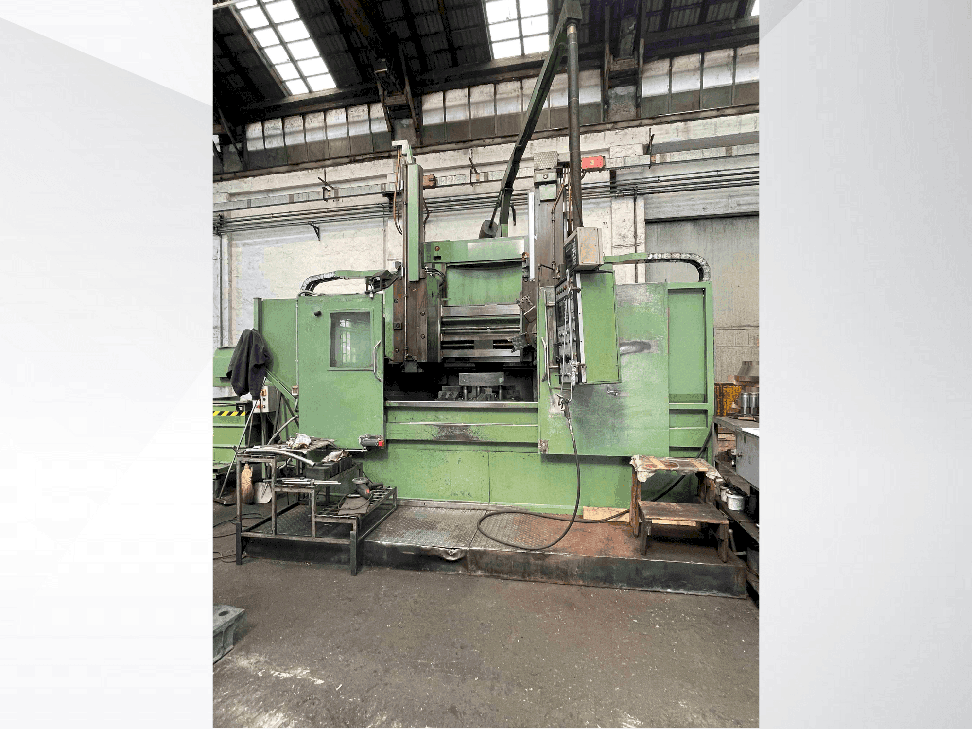 Masina MORANDO VS 12 eestvaade