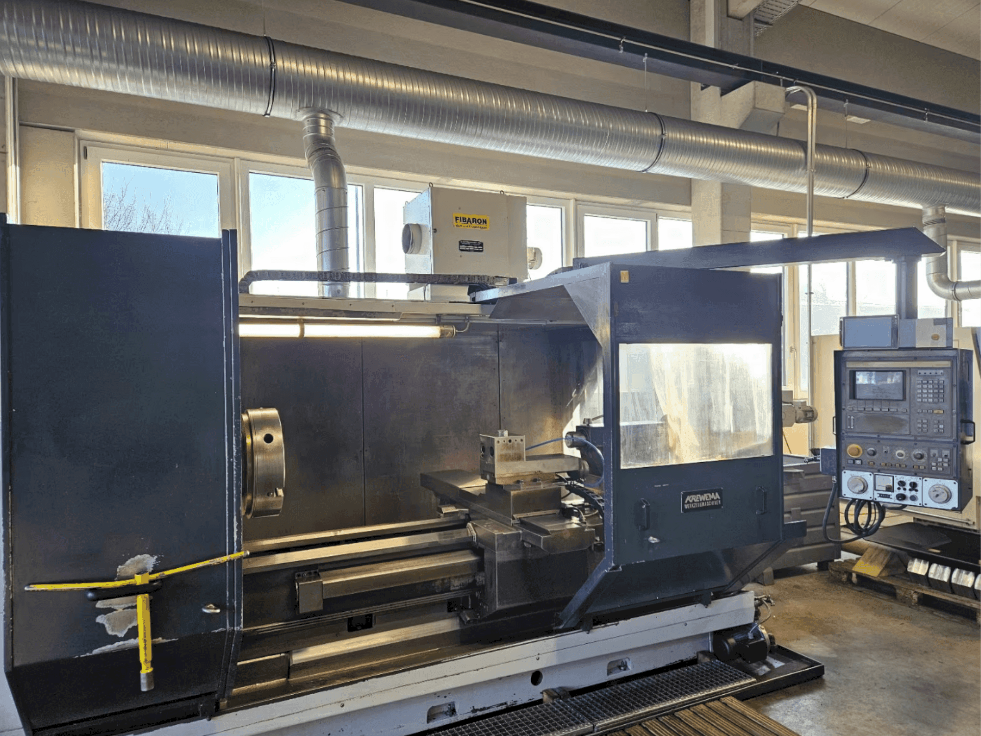 Masina KREWEMA HFDM 40 eestvaade