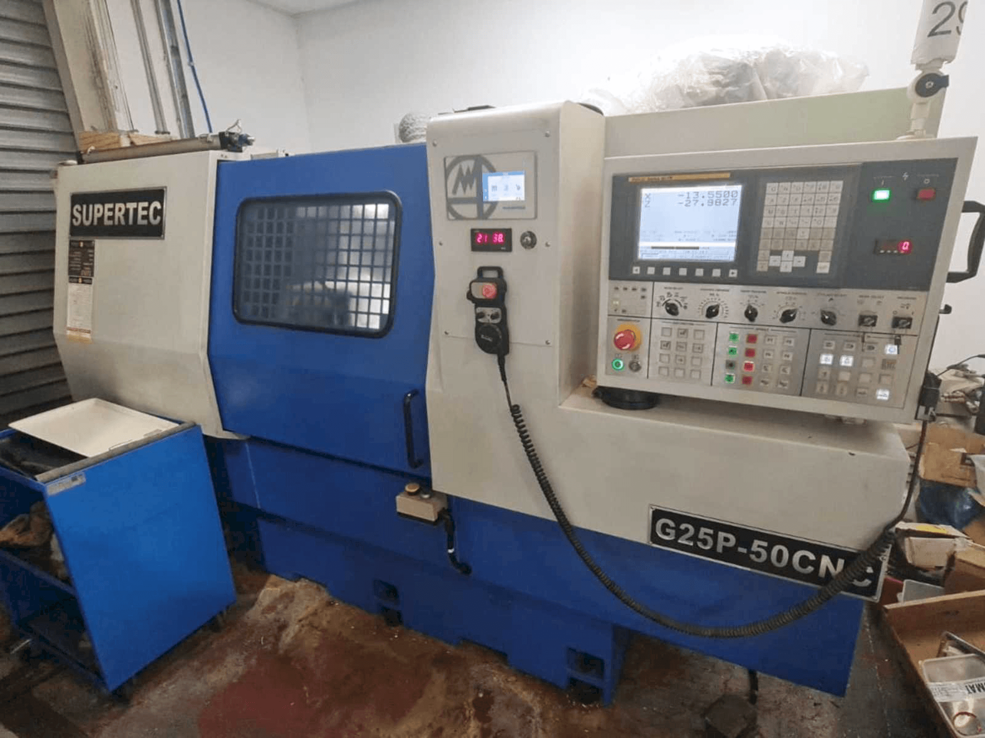 Masina Supertec G25P-500CNC eestvaade