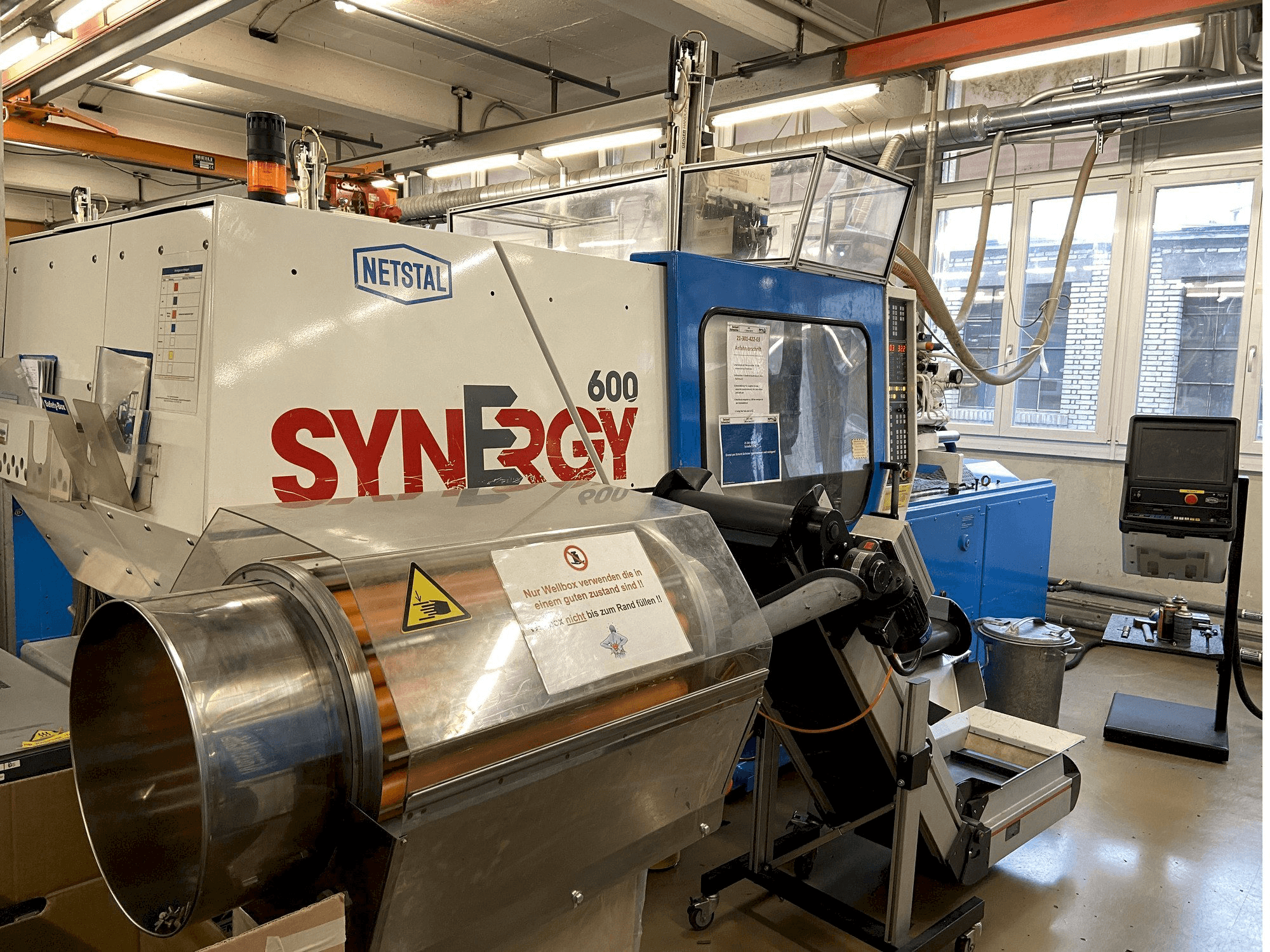 Masina Netstal SYNERGY 600-60 eestvaade