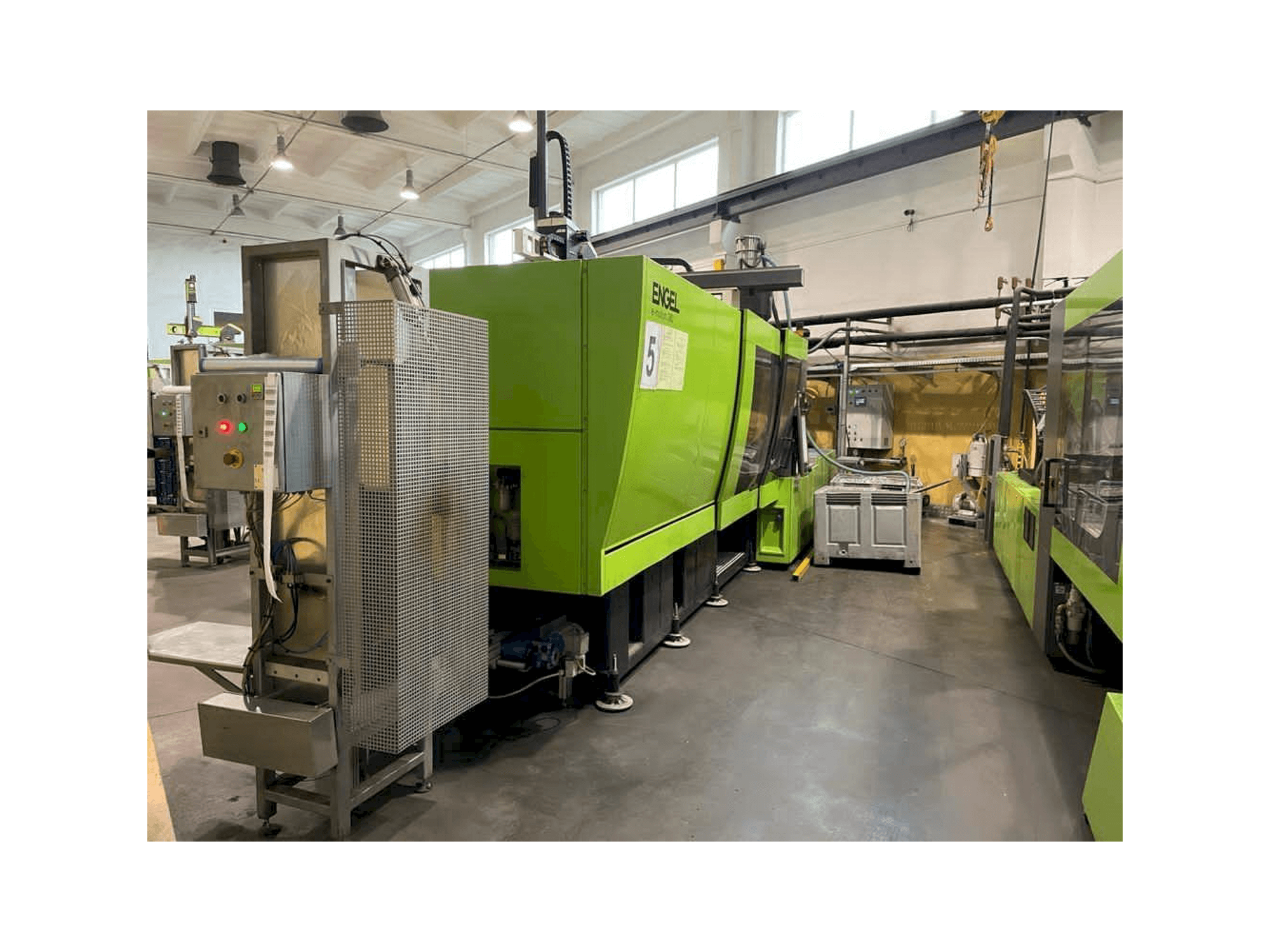 Masina ENGEL e-motion 2440/380 T eestvaade