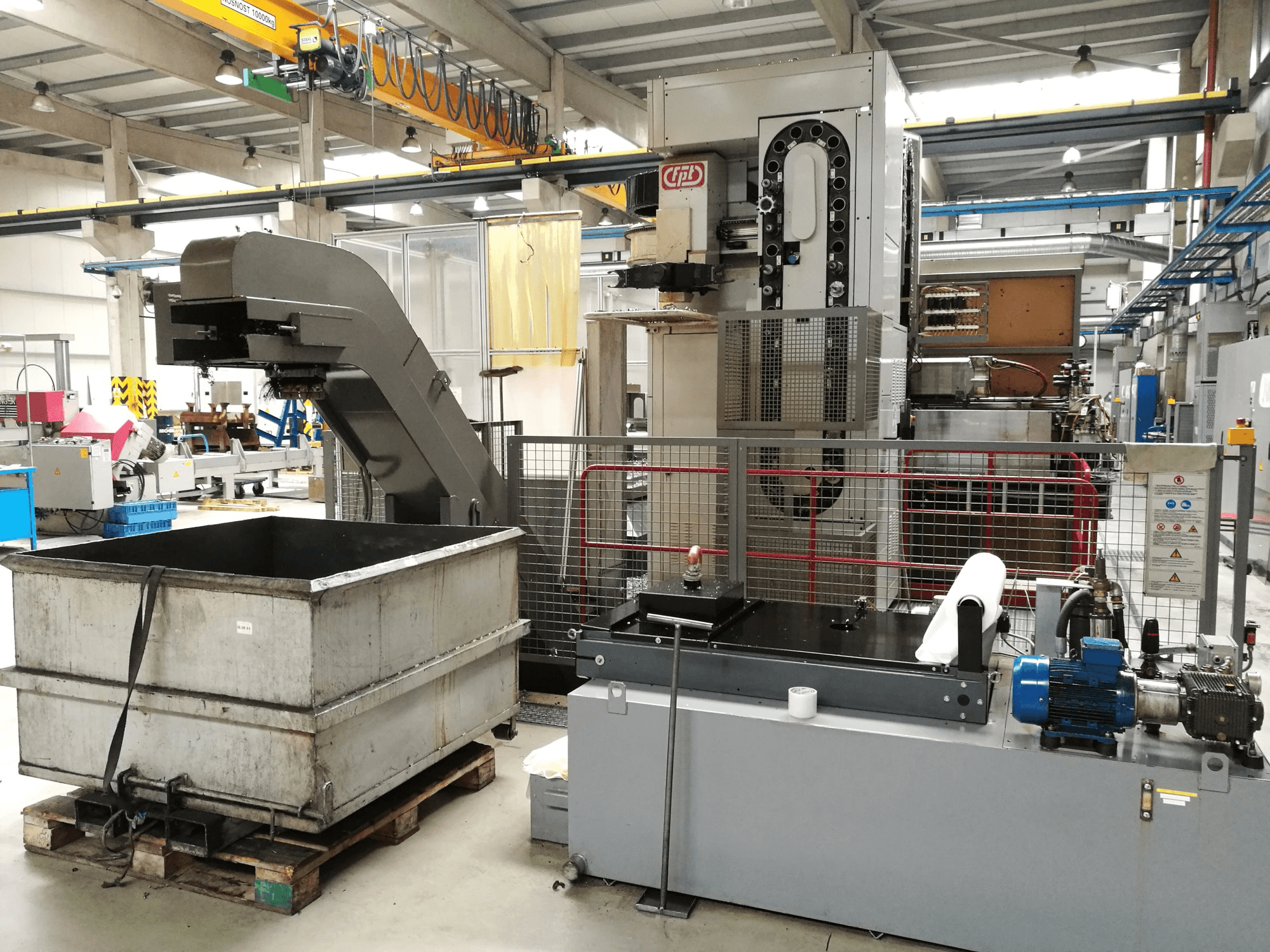 Masina FPT AREA M eestvaade