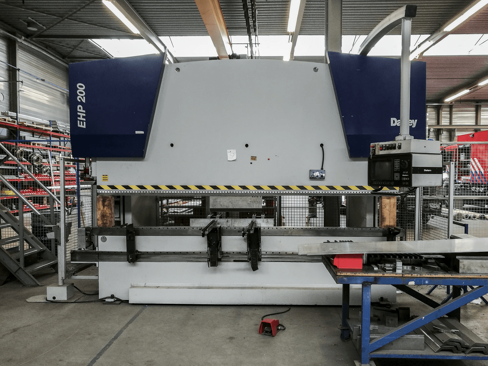 Masina Darley EHP-LS200.36/31 eestvaade