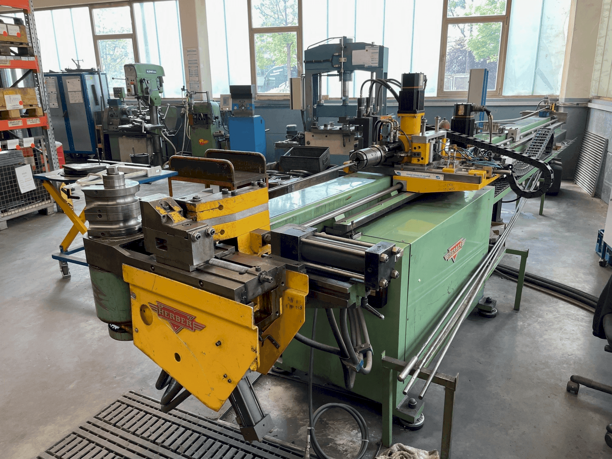 Masina HERBER 42 CNC eestvaade