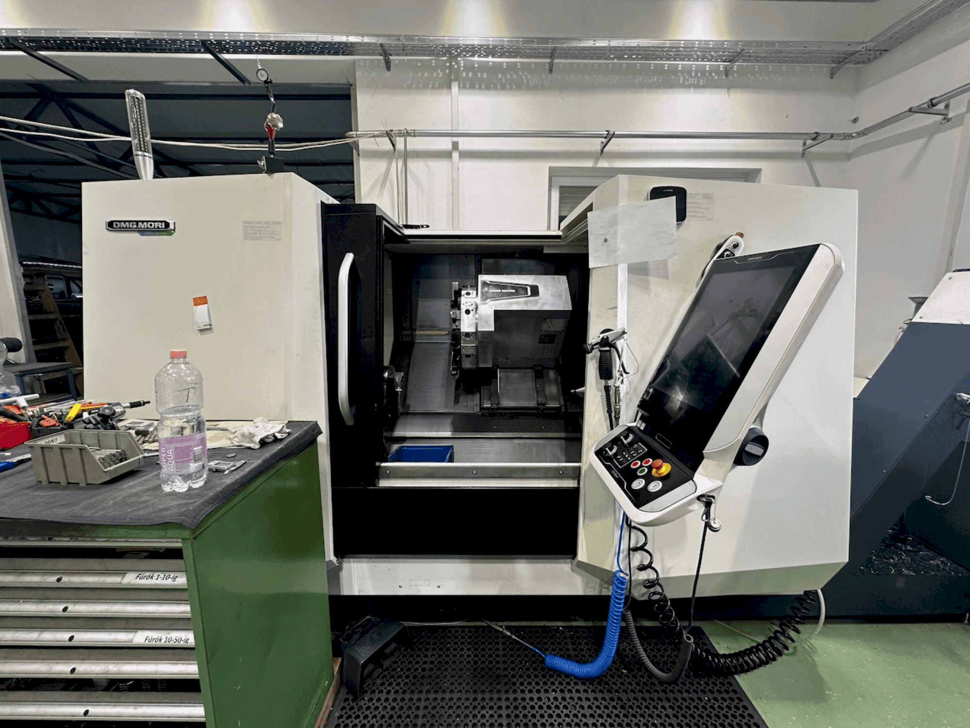 Masina DMG MORI CLX 450 V4 eestvaade