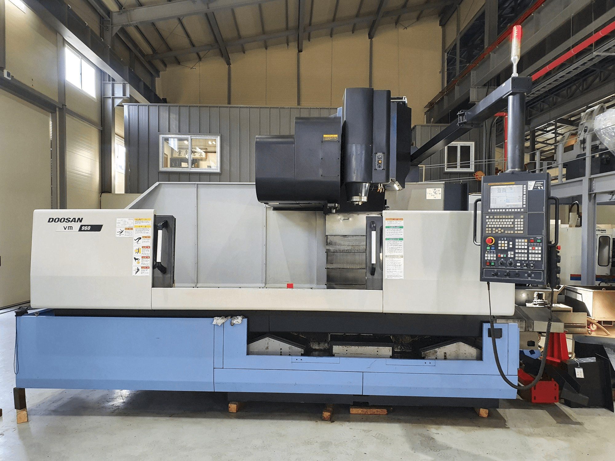 Masina Doosan VM 960 eestvaade