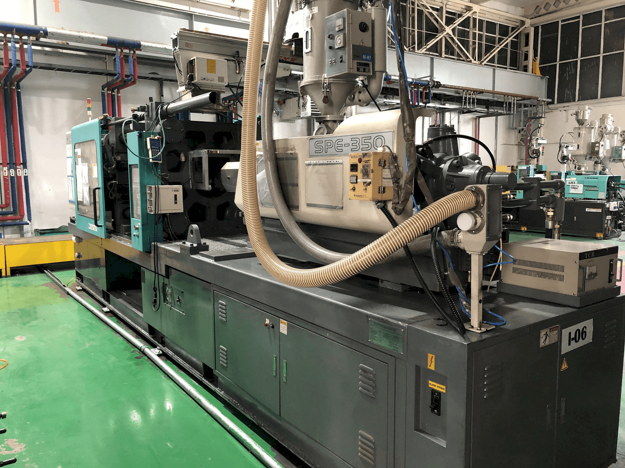 Masina Hyundai SPE-350 eestvaade