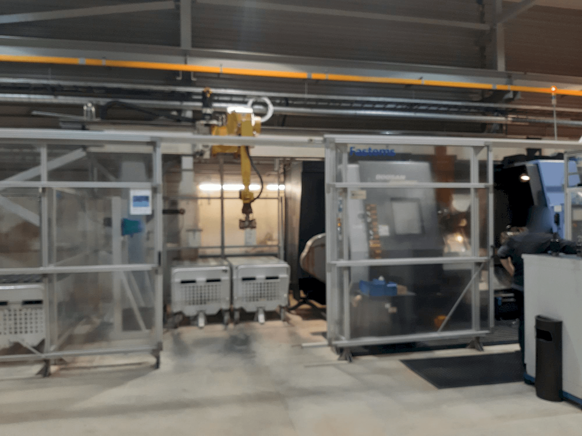 Masina Fastems RPC-70 with Fanuc M-710iC eestvaade
