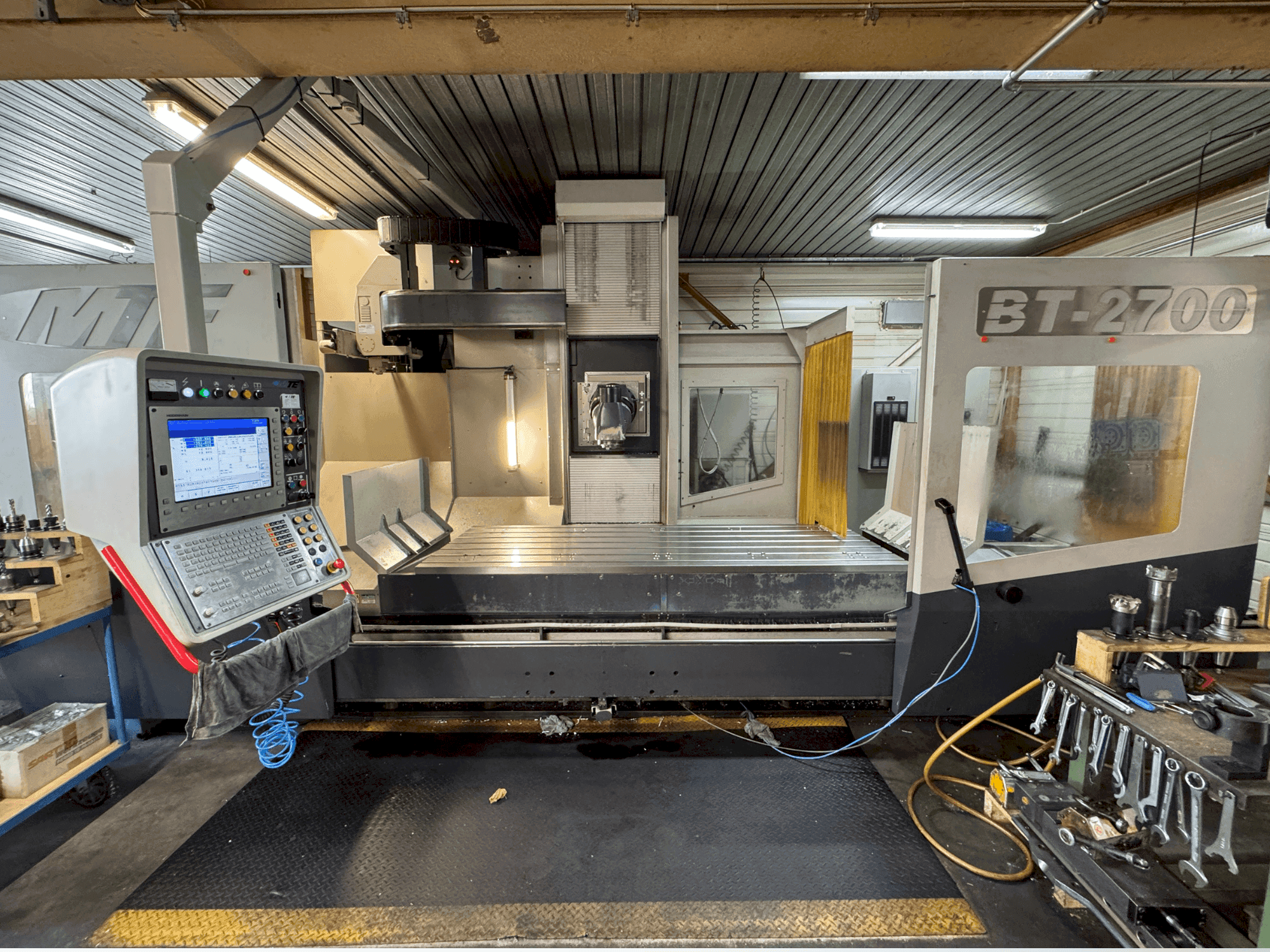 Masina MTE BT-2700 eestvaade